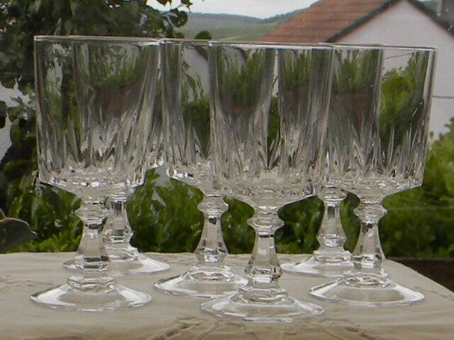 Set of 6 crystal water glasses from arques. louvre model.