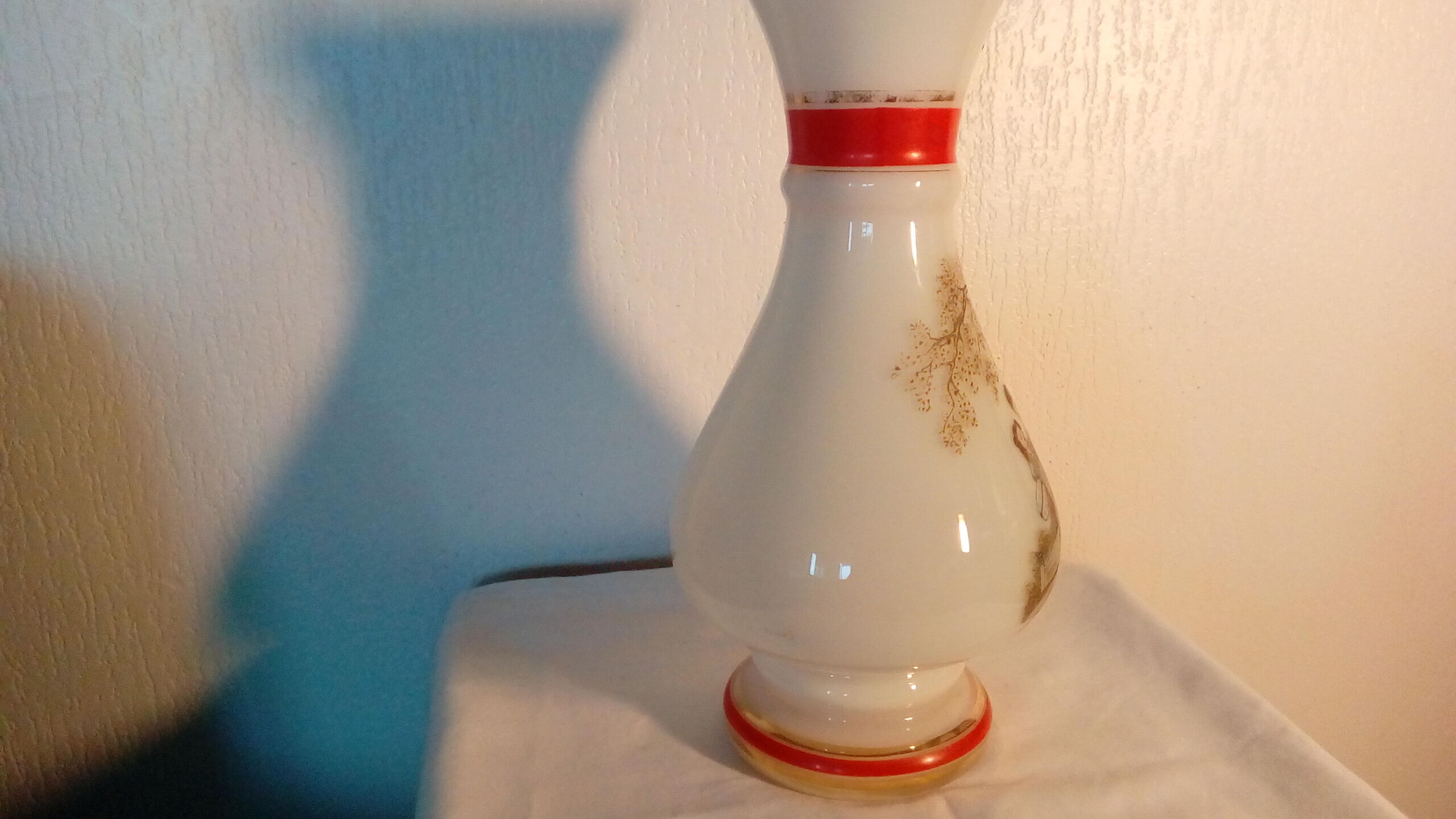 Opaline vase italy asian decor japan geisha
