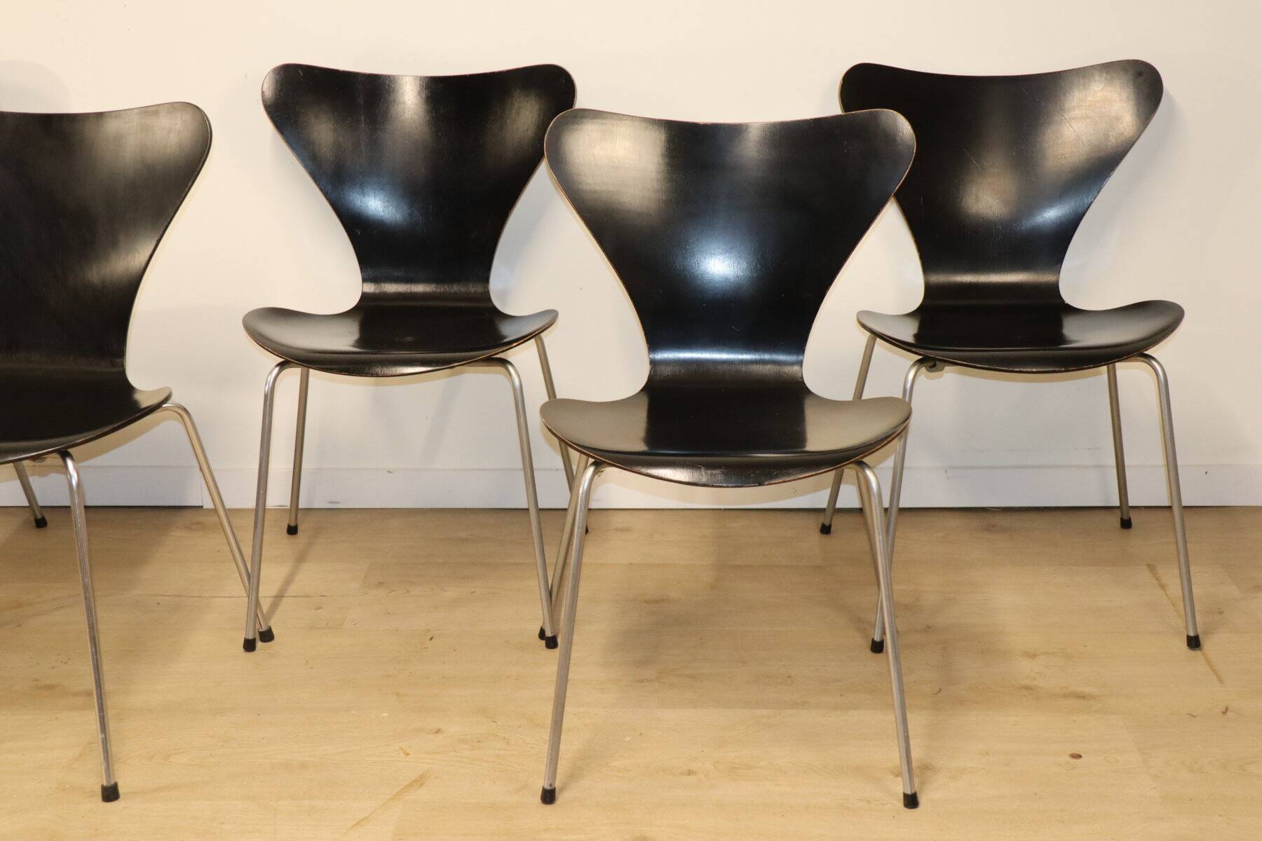 Series 7 Chairs Arne Jacobsen edition Fritz Hansen, 1965