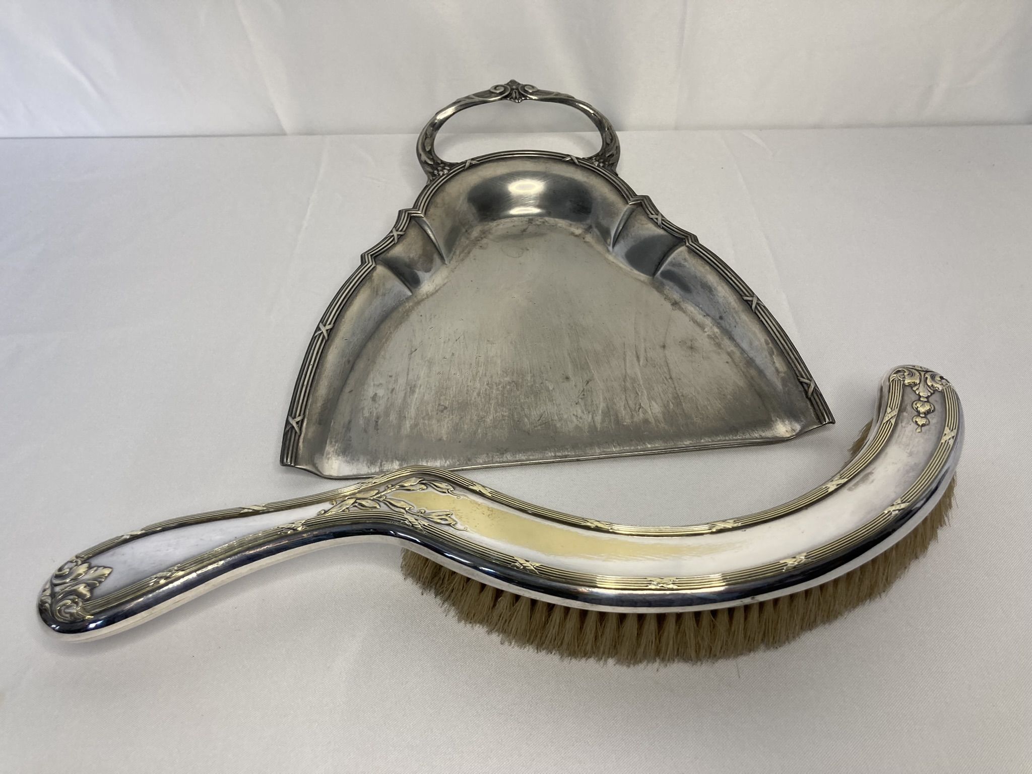 Old table shovel picks up crumbs silver metal early twentieth century