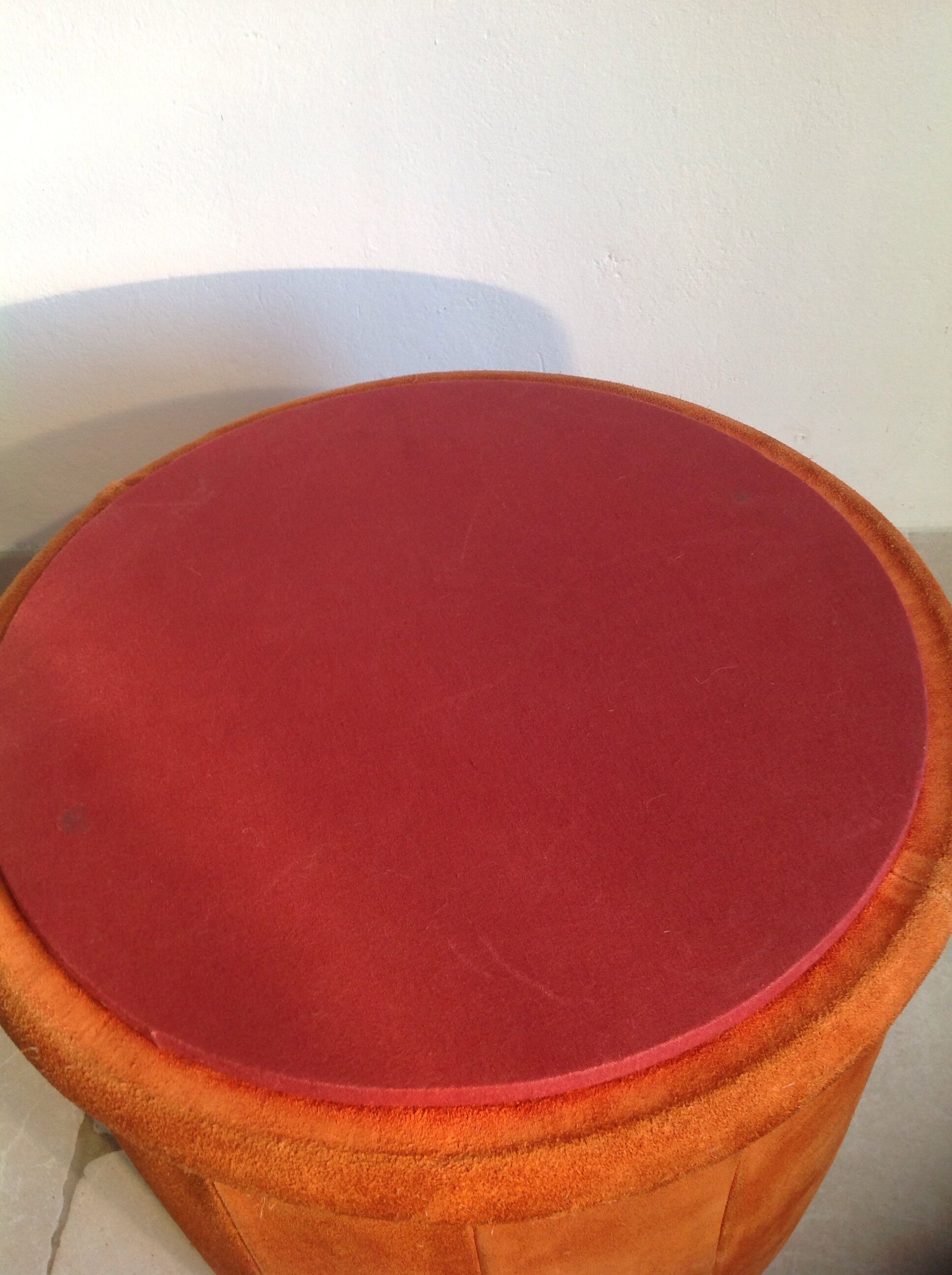 Ottoman chest leather