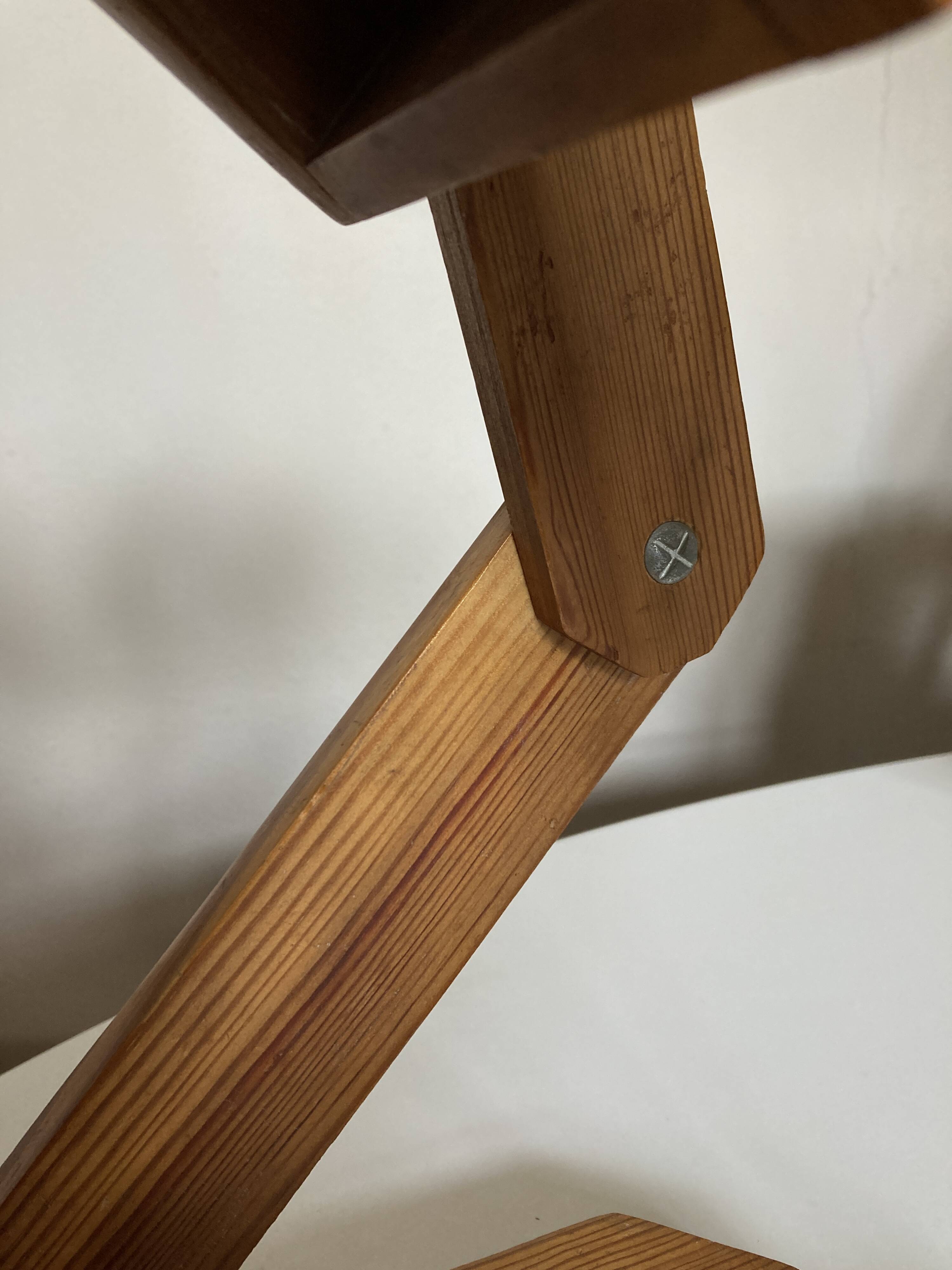 Articulated cocotte lamp in pine wood 1970