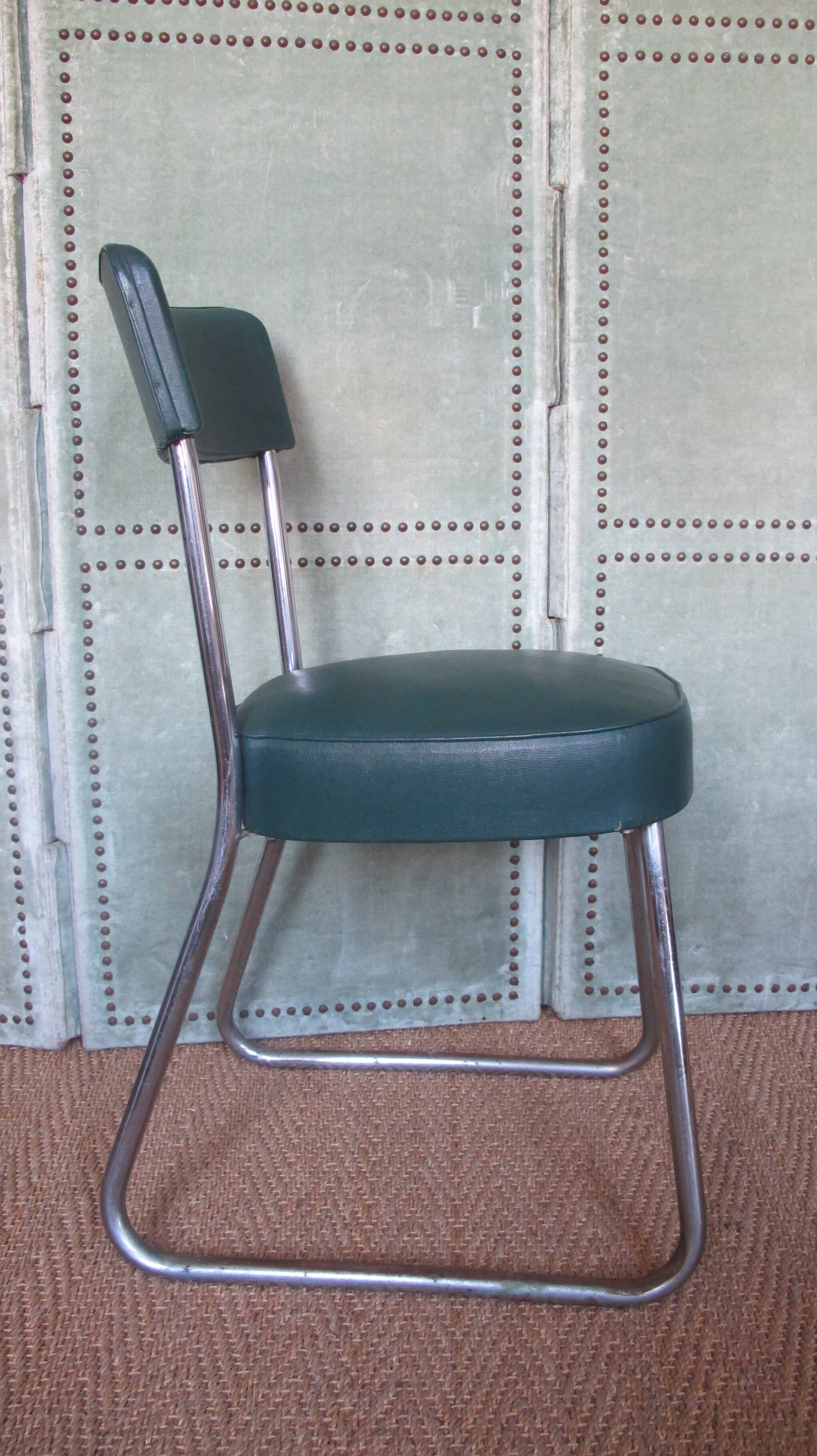 Ronéo typist chair