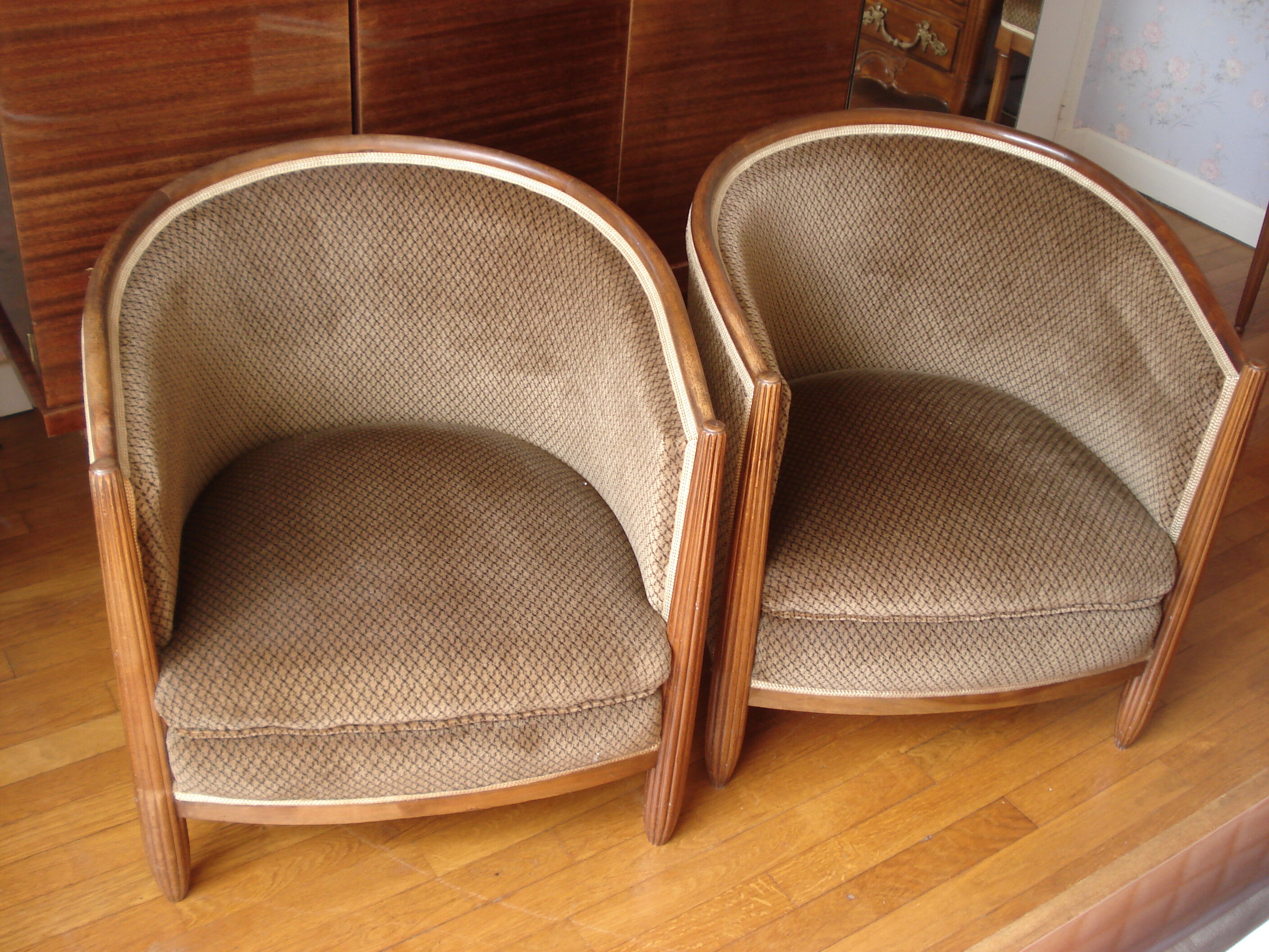 Paire de fauteuils tonneau