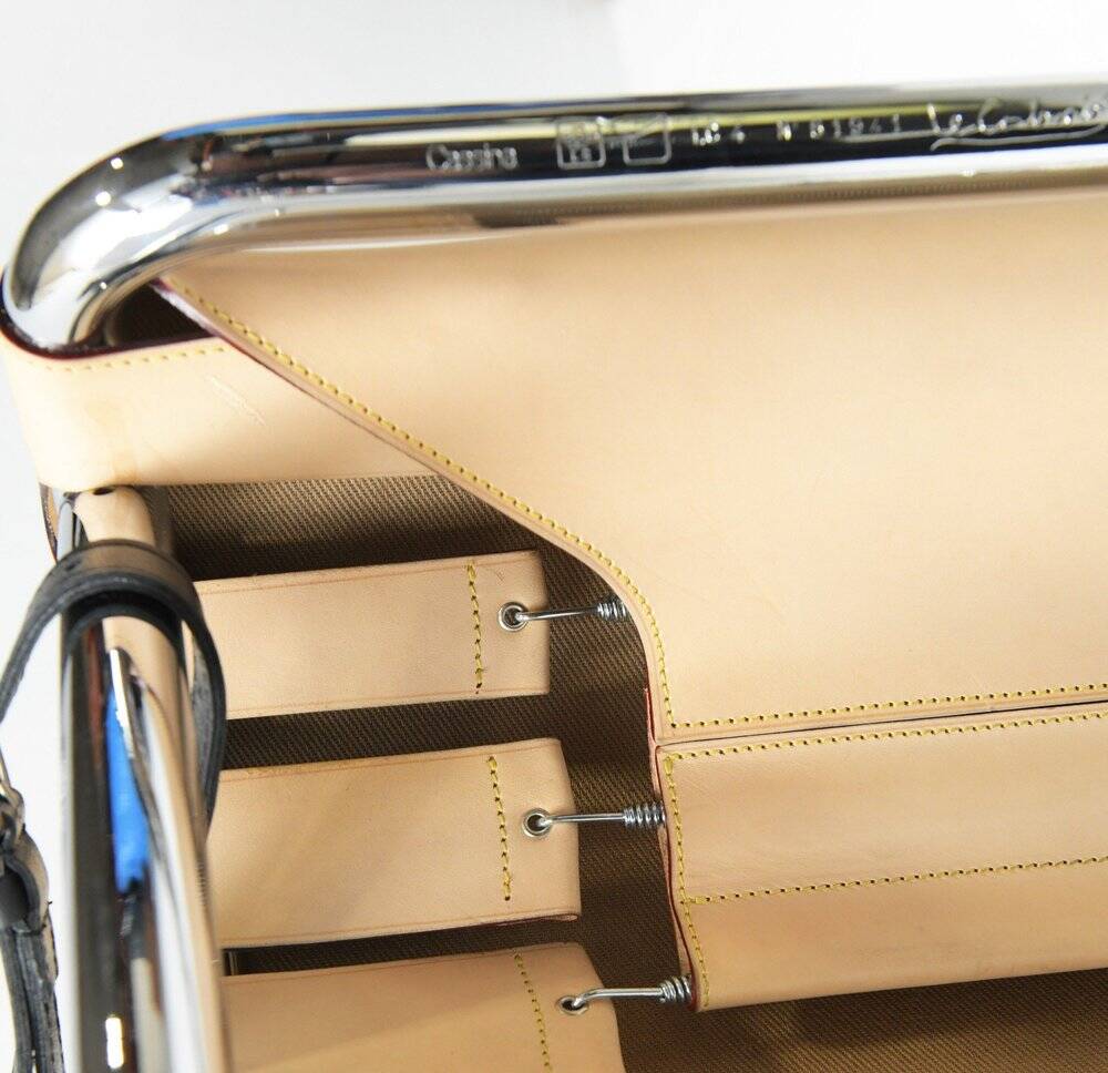 Fauteuil LC4 Le Corbusier édition spéciale Louis Vuitton Cassina