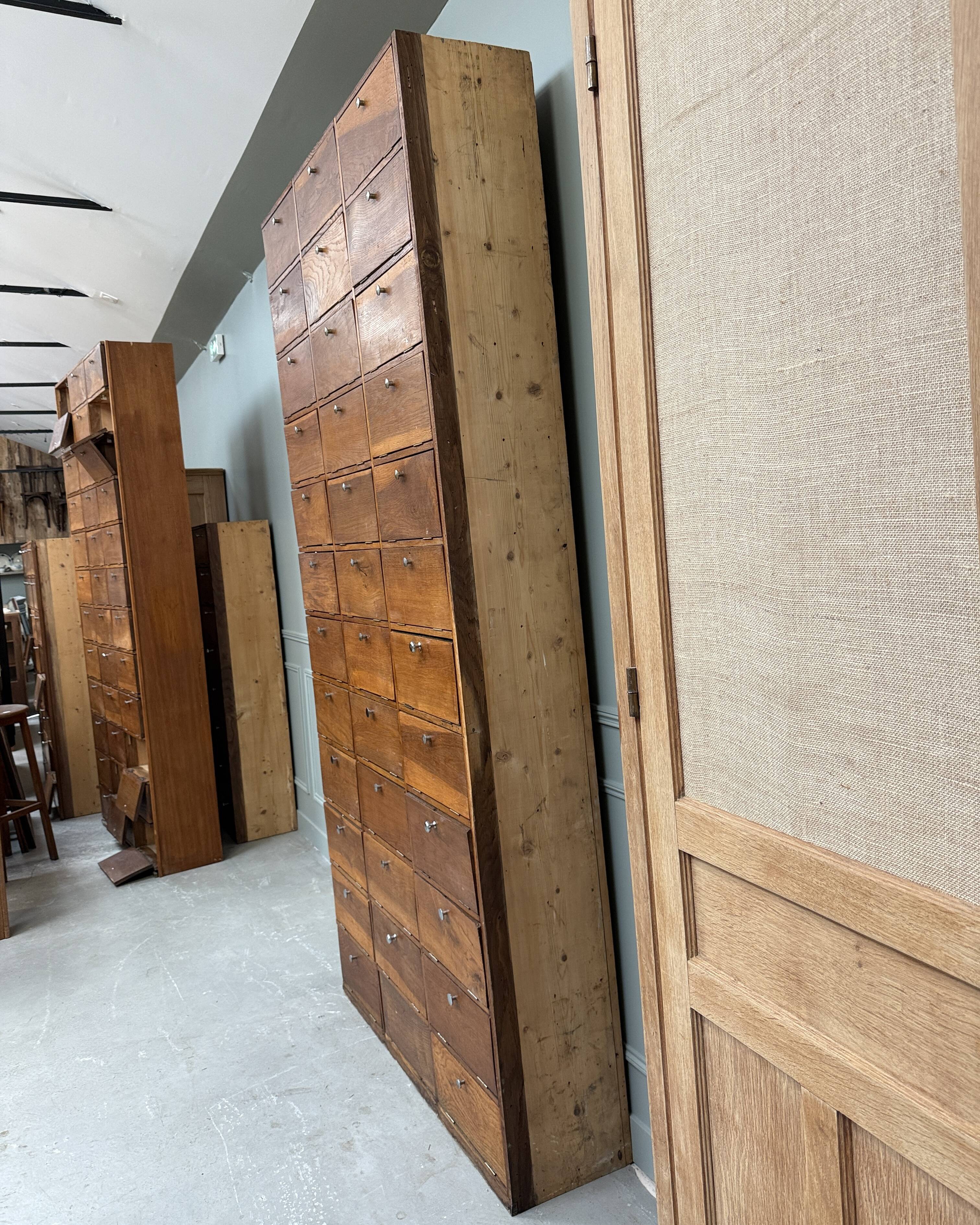 Large notary desk with flaps (renovated)