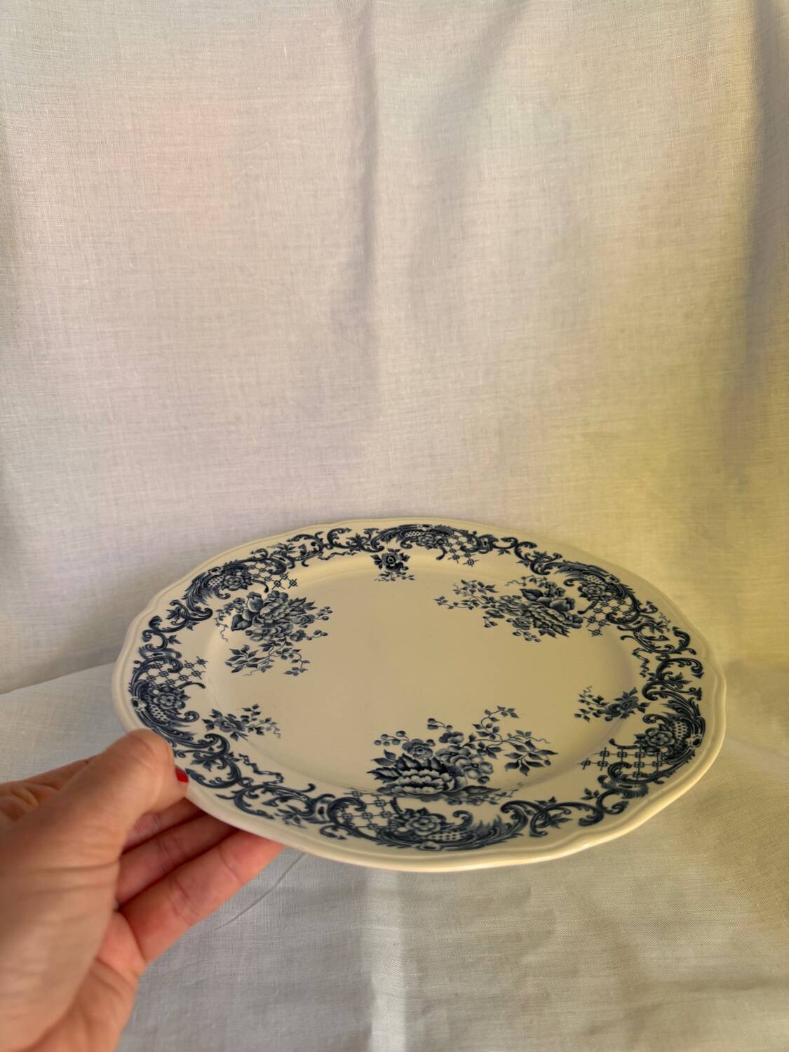 Assiette bleue en porcelaine vintage Villeroy & Boch Valeria