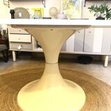 Tulip dining table 1970