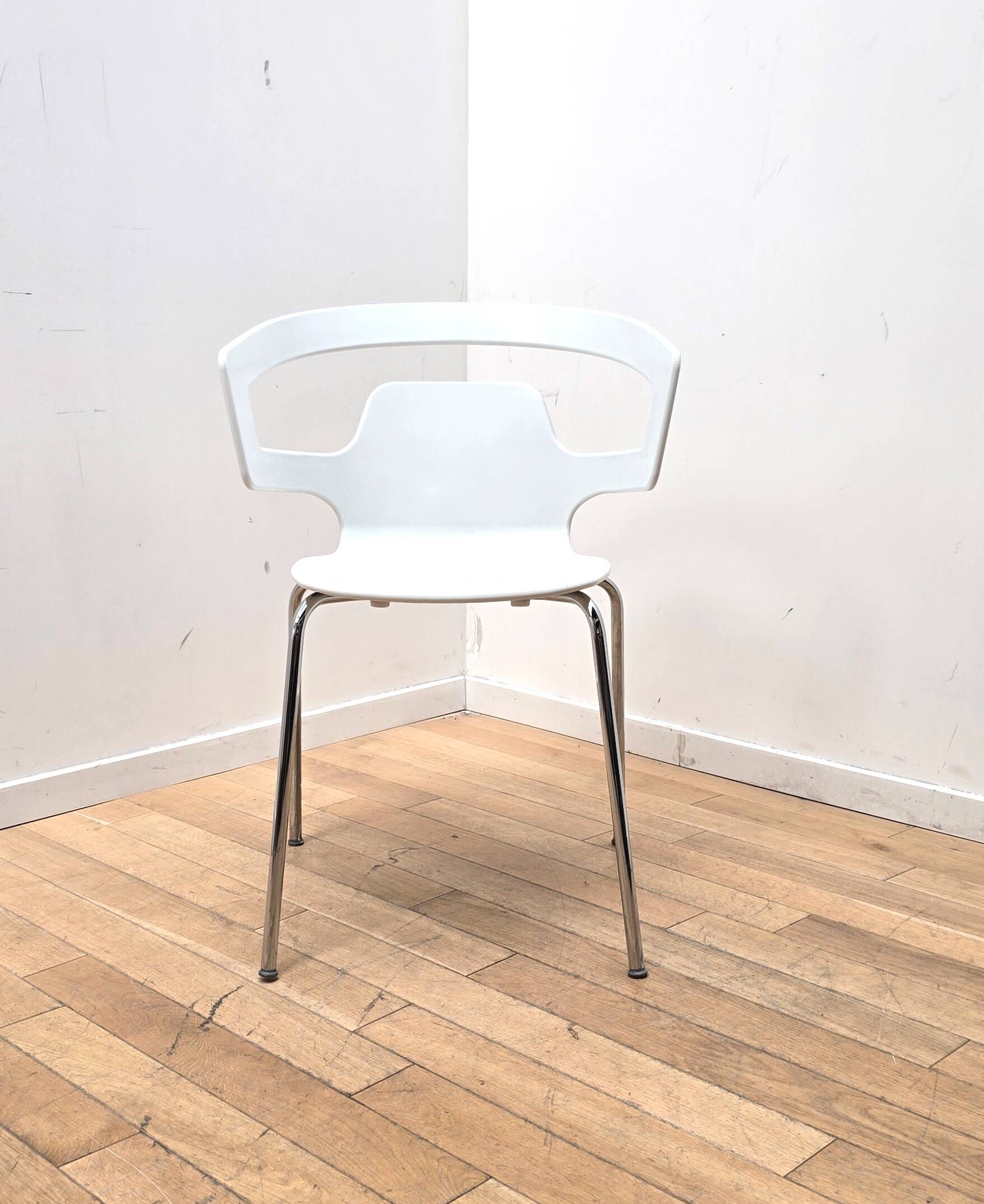 Suite of 8 Segesta 500 chairs, Alias