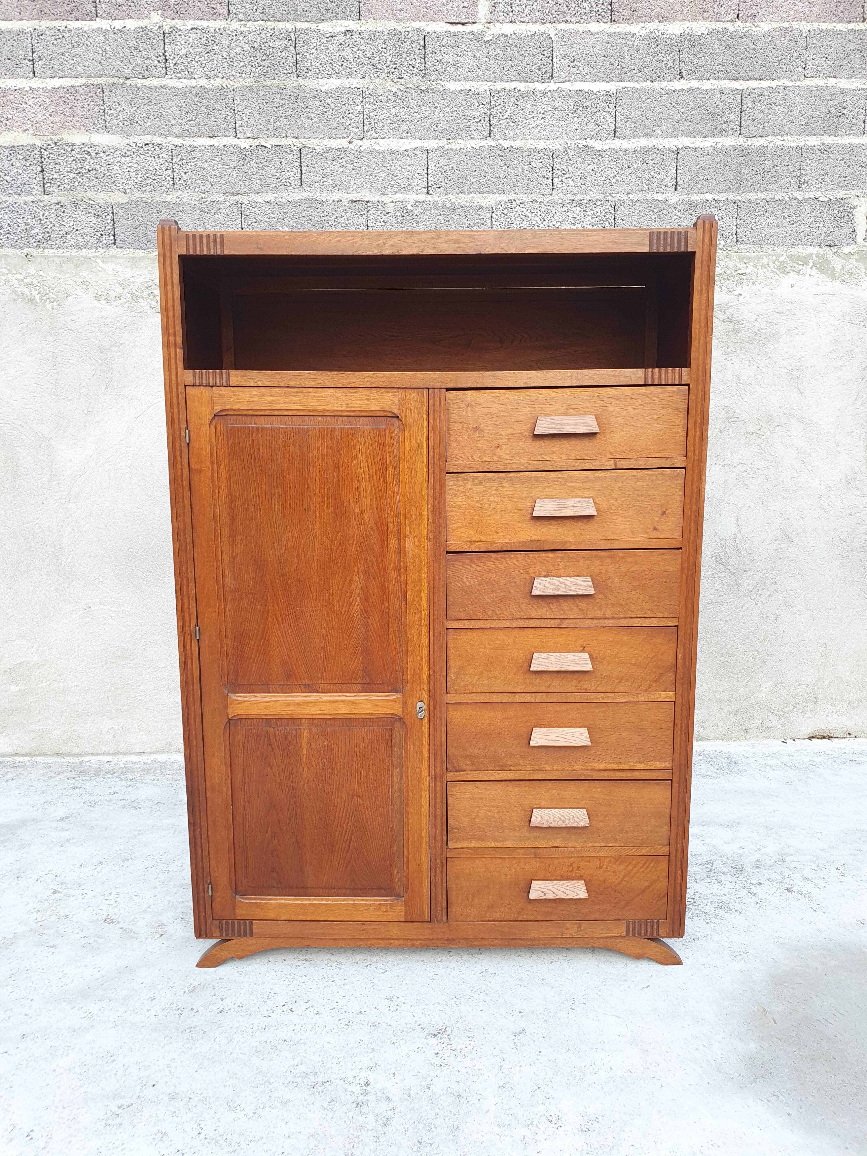 Armoire