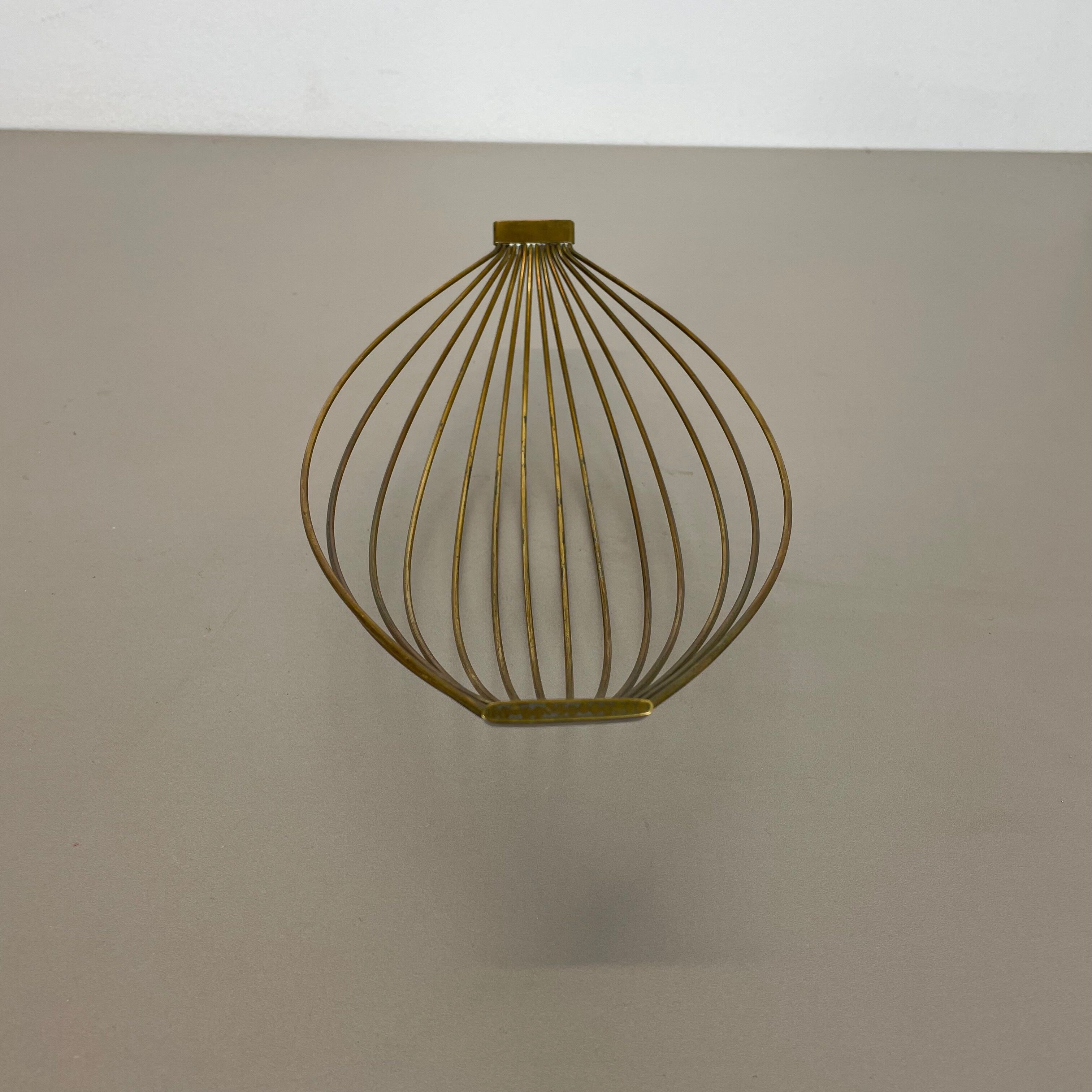 Minimalist Brass Fruit Bowl Shell by Carl Auböck, Austria, 1950s