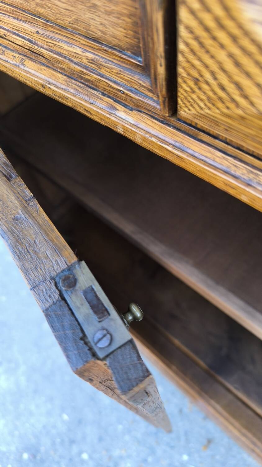 English sideboard in blond oak 1950