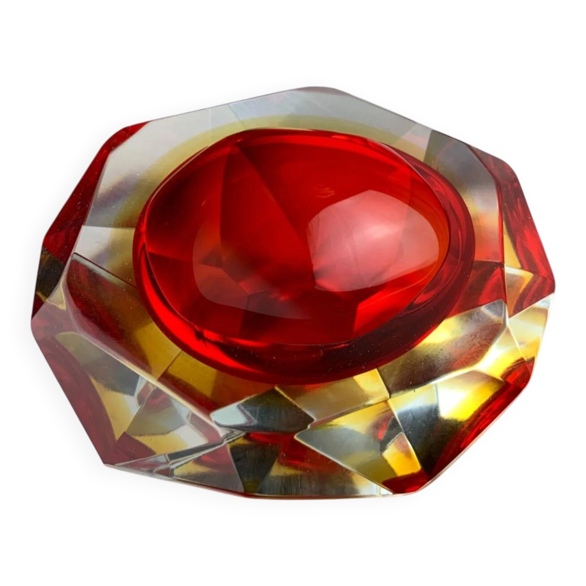 Red and yellow Sommerso ashtray by Seguso, faceted glass, Murano, Italy, 1970