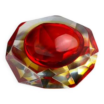 Red and yellow Sommerso ashtray by Seguso, faceted glass, Murano, Italy, 1970