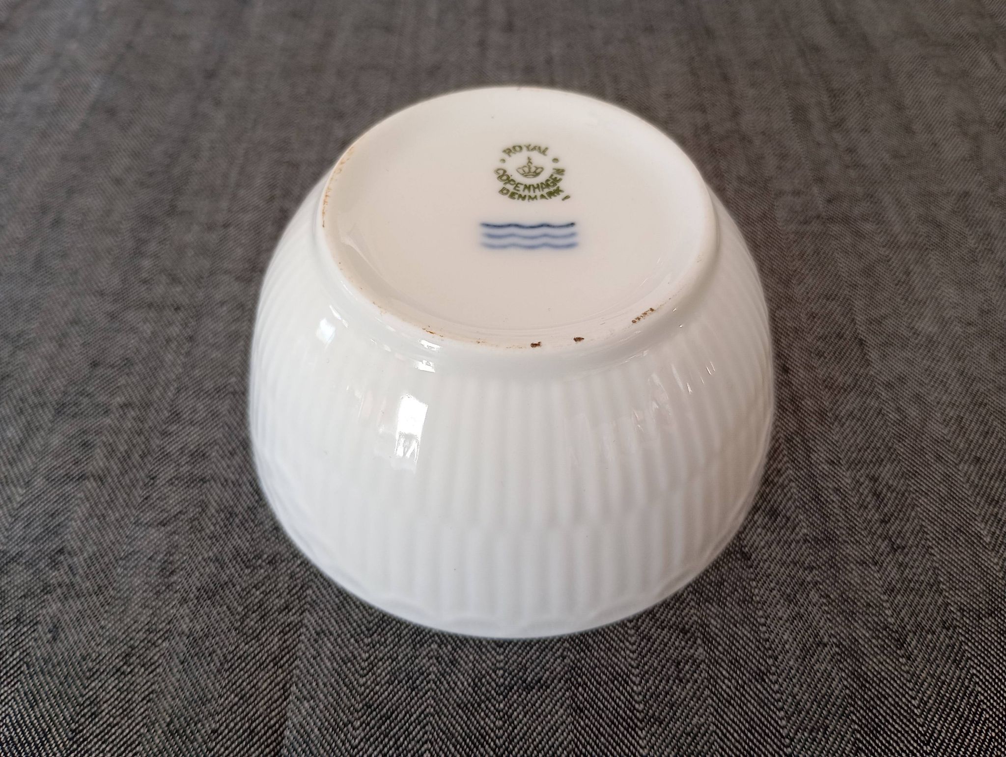 Sucrier couvert et crémier Royal Copenhagen 'White Fluted Half Lace'