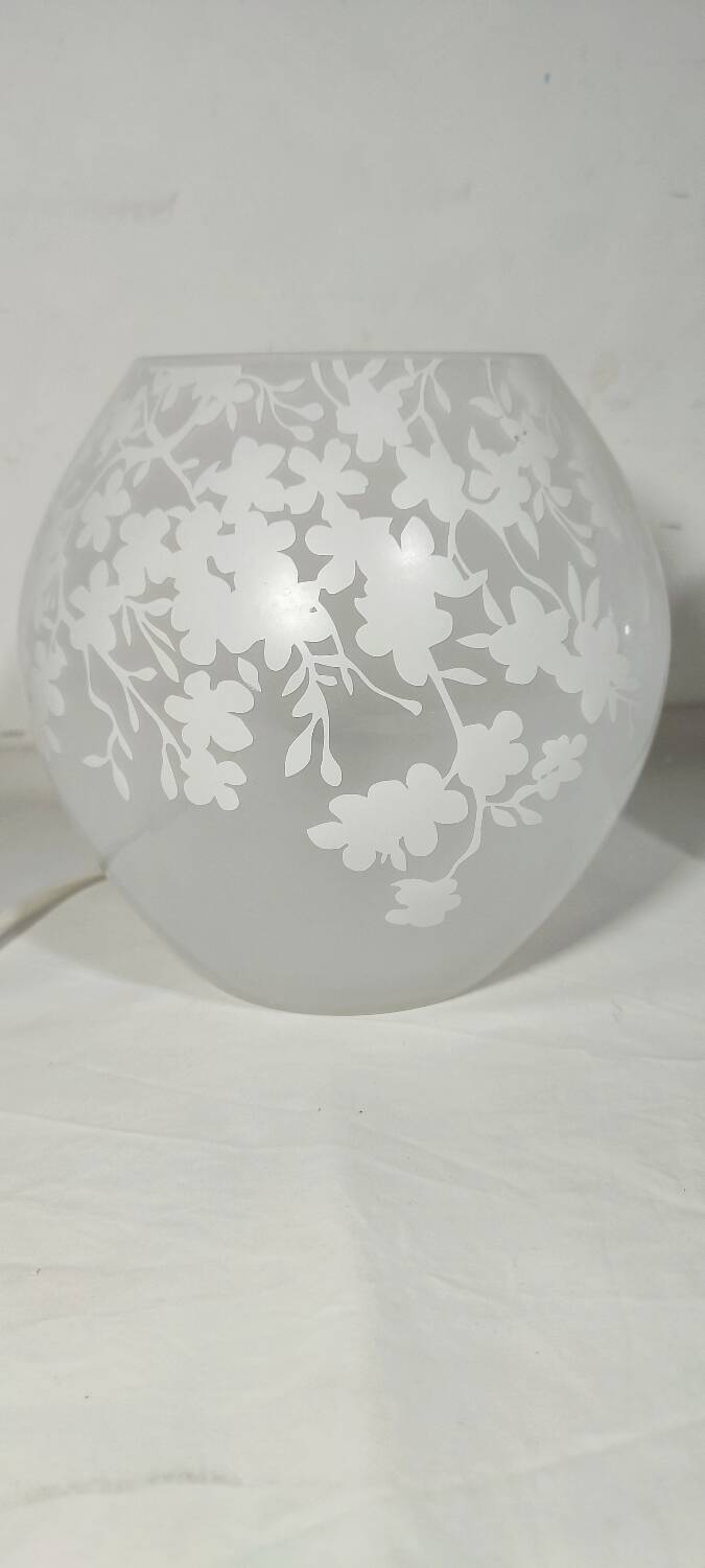 Par de lámparas de cristal. España, 1990s.