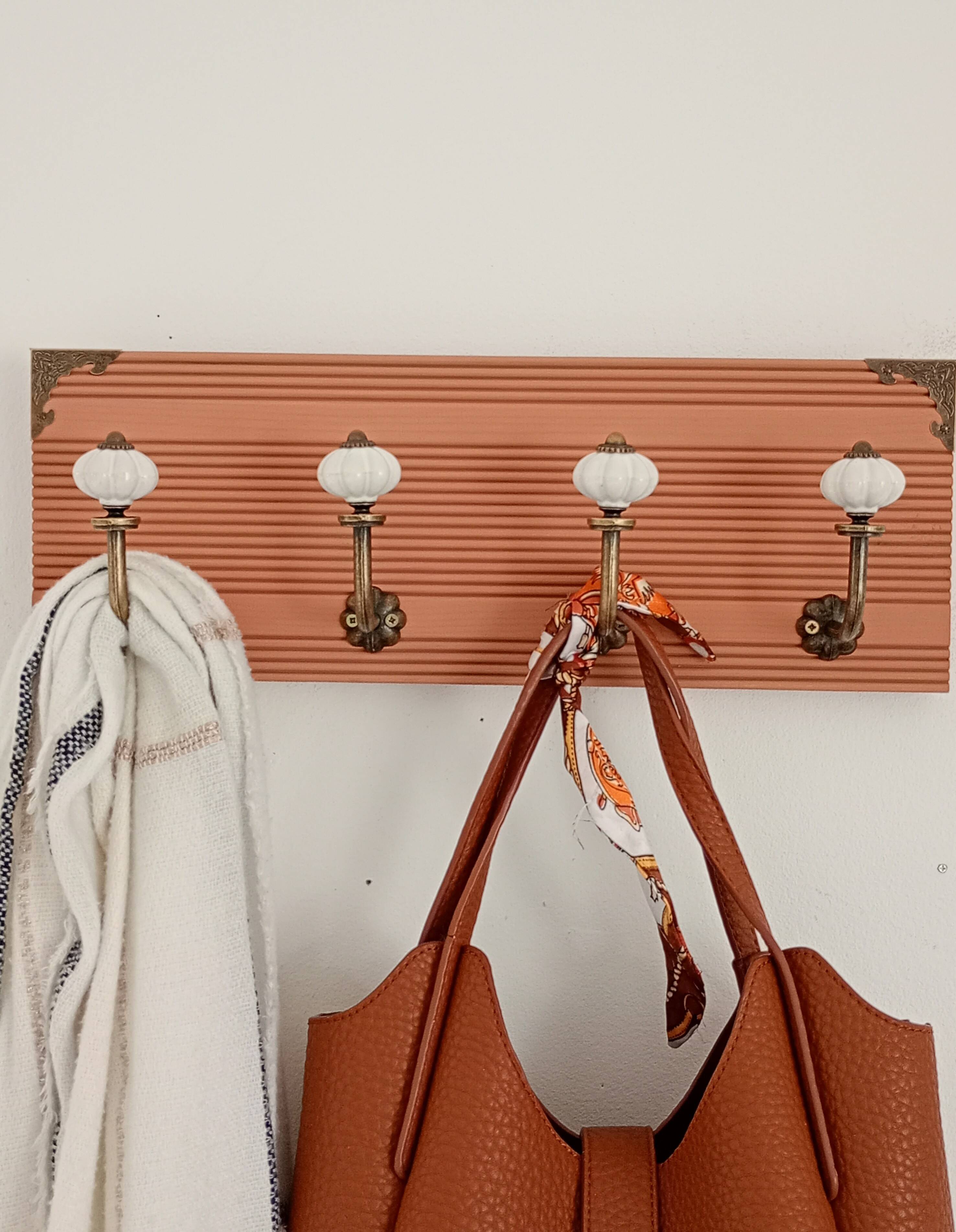 Wall coat rack 40 cm – 4 ceramic hooks | Vintage style