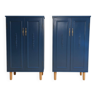 2 buffets peints en bleu sur pieds