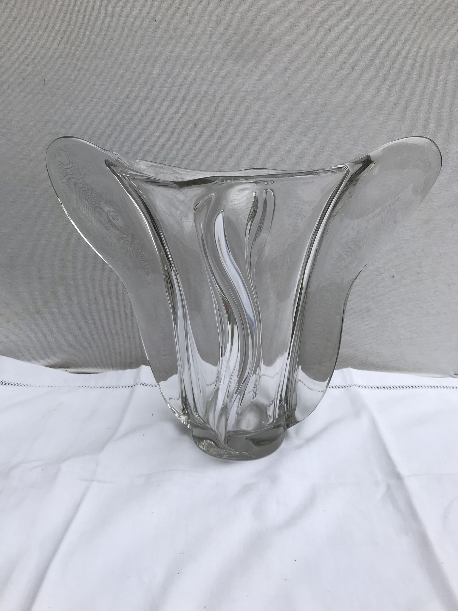 Vase ancien forme coupe verre moule transparent design vintage