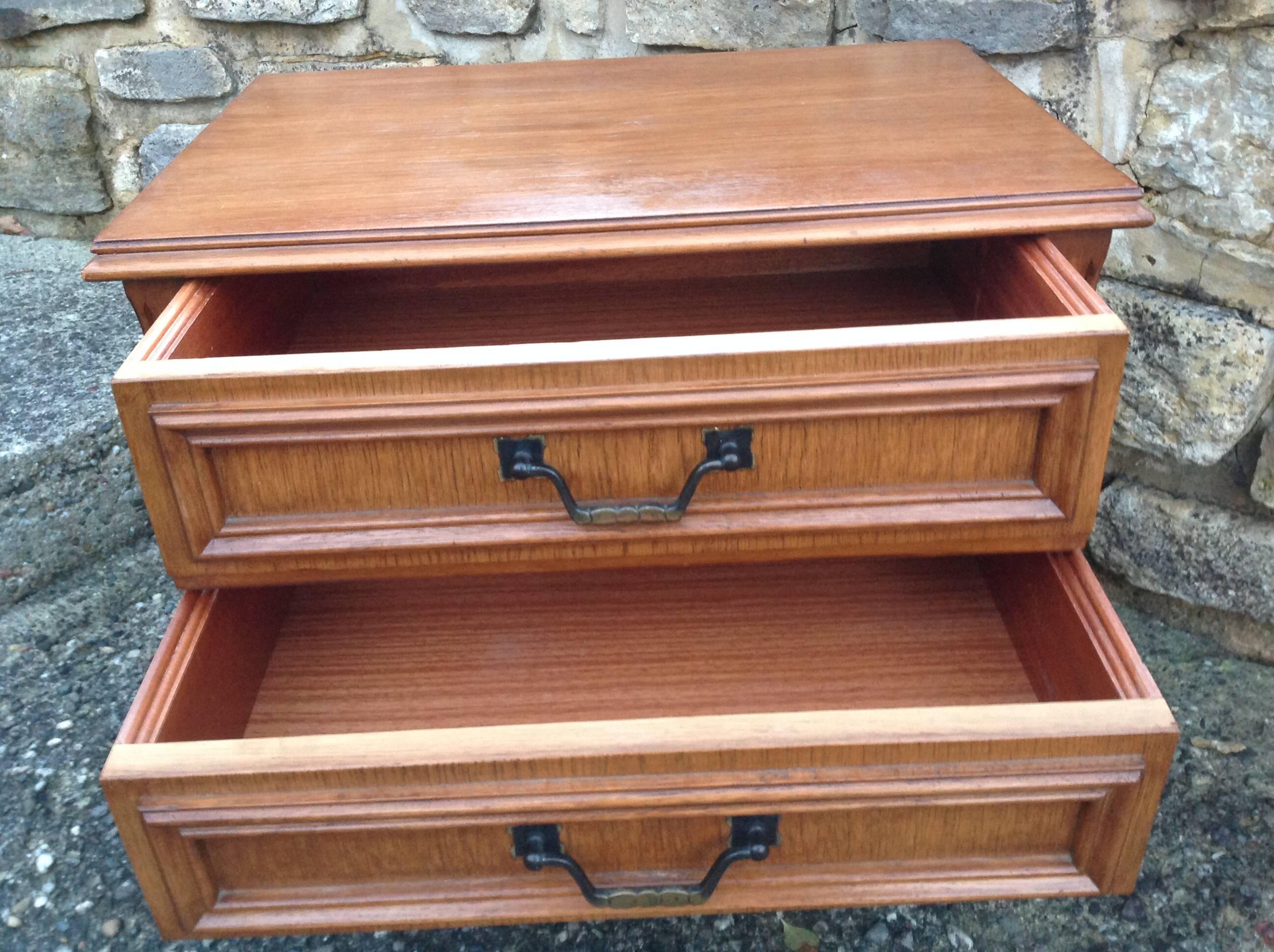 Two-drawer bedside table in oak veneer / 60s-70s