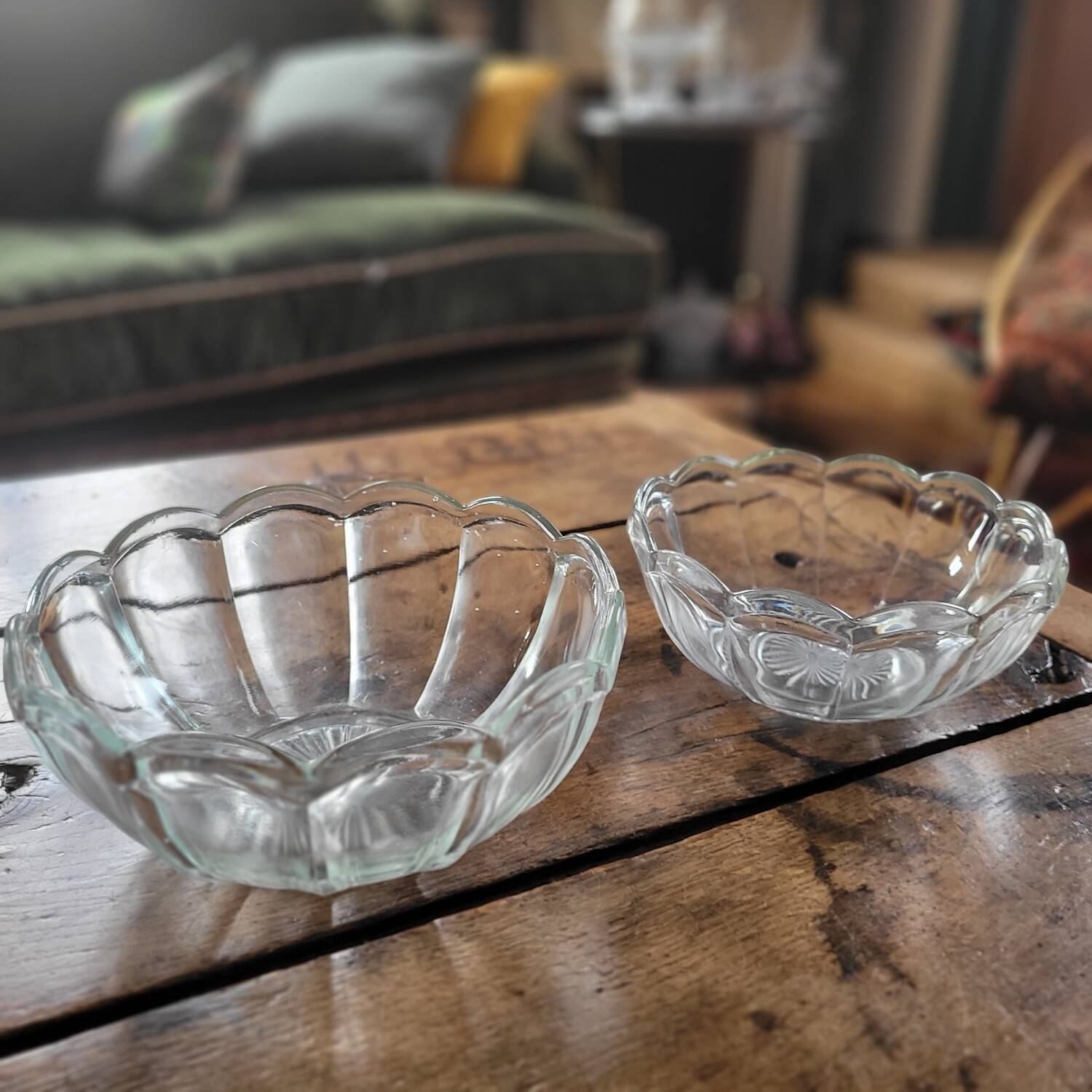Pair of molded glass salad bowls – floral shape – 1950s