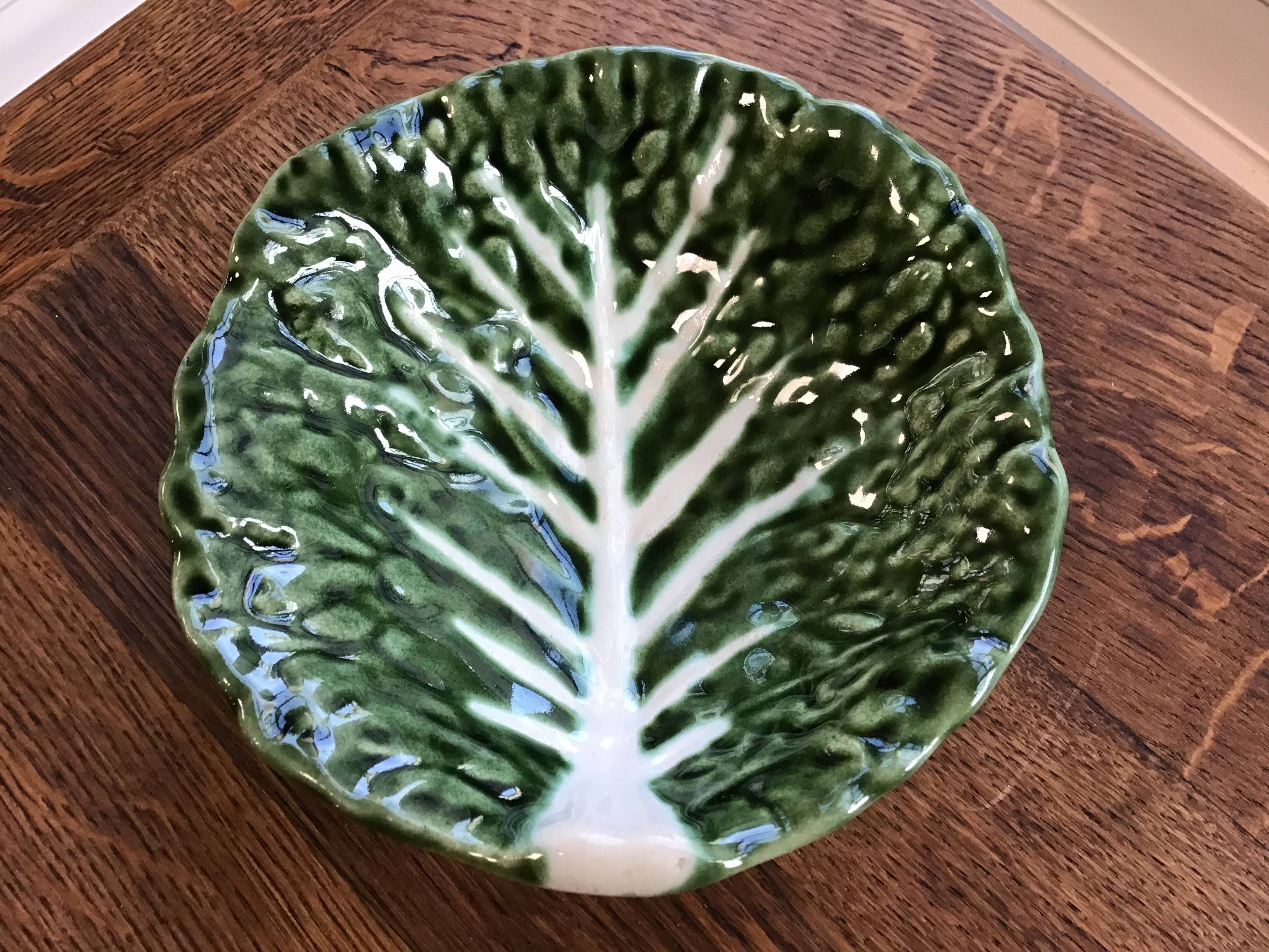 Cabbage leaf bowl