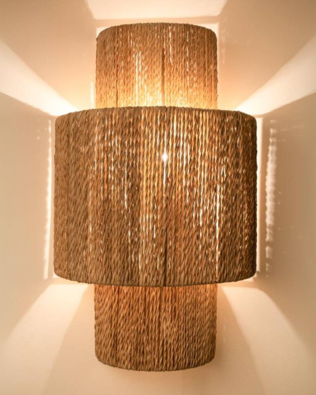 Vegetable fibre wall light - The Lalou