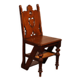chaise escabeau néogothique -19° siècle en chêne