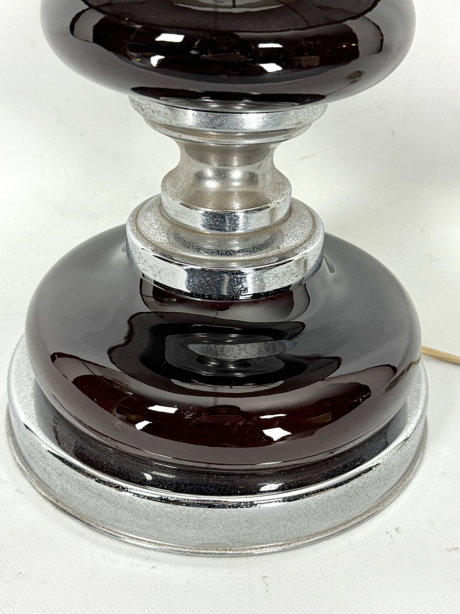 Space age Table lamp in chrome and lacquer. Italy 1970s
