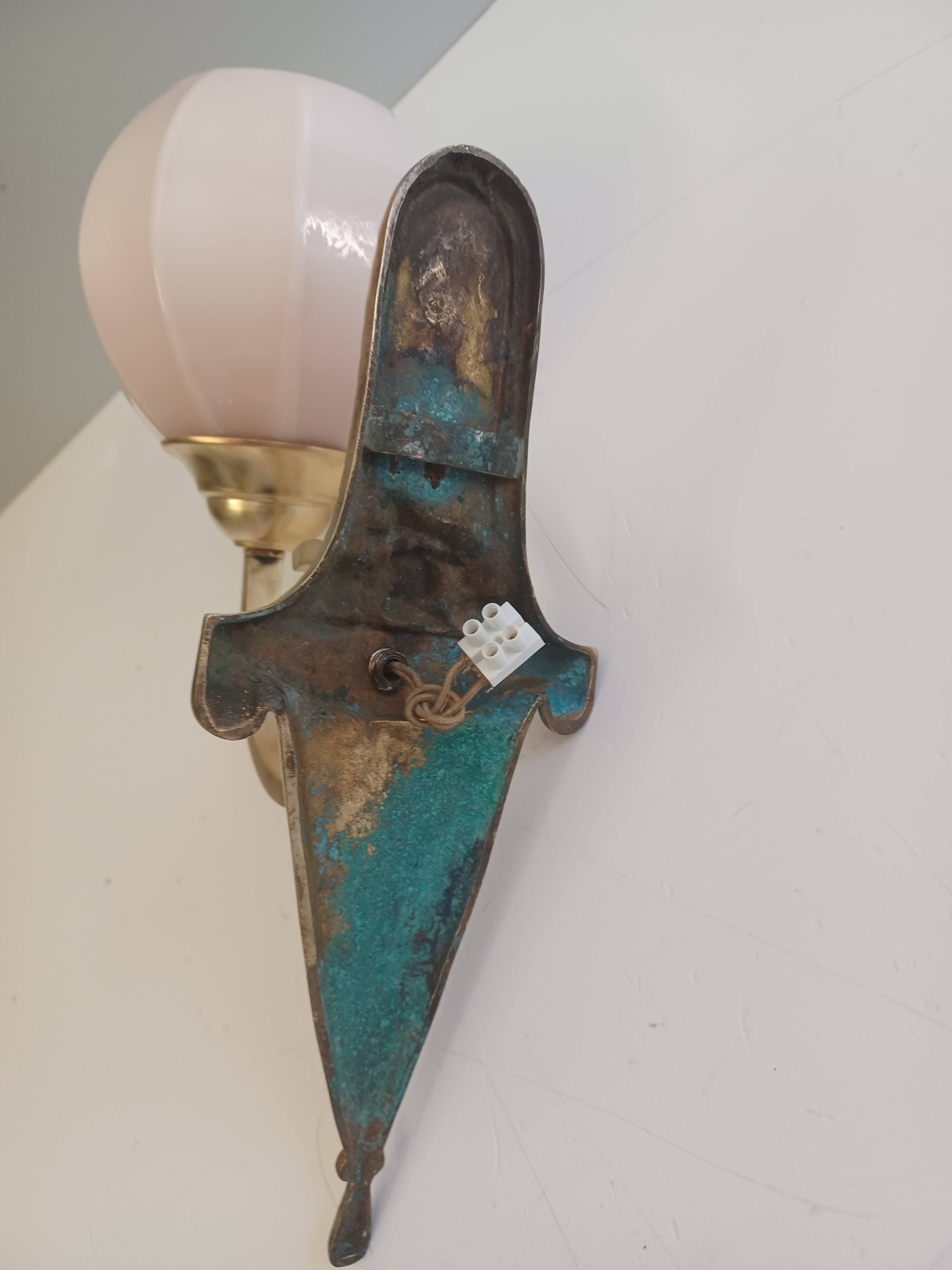 Ancienne applique art nouveau - Bronze et opaline