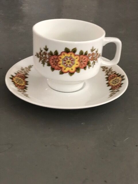 Seventies porcelain tea or coffee set