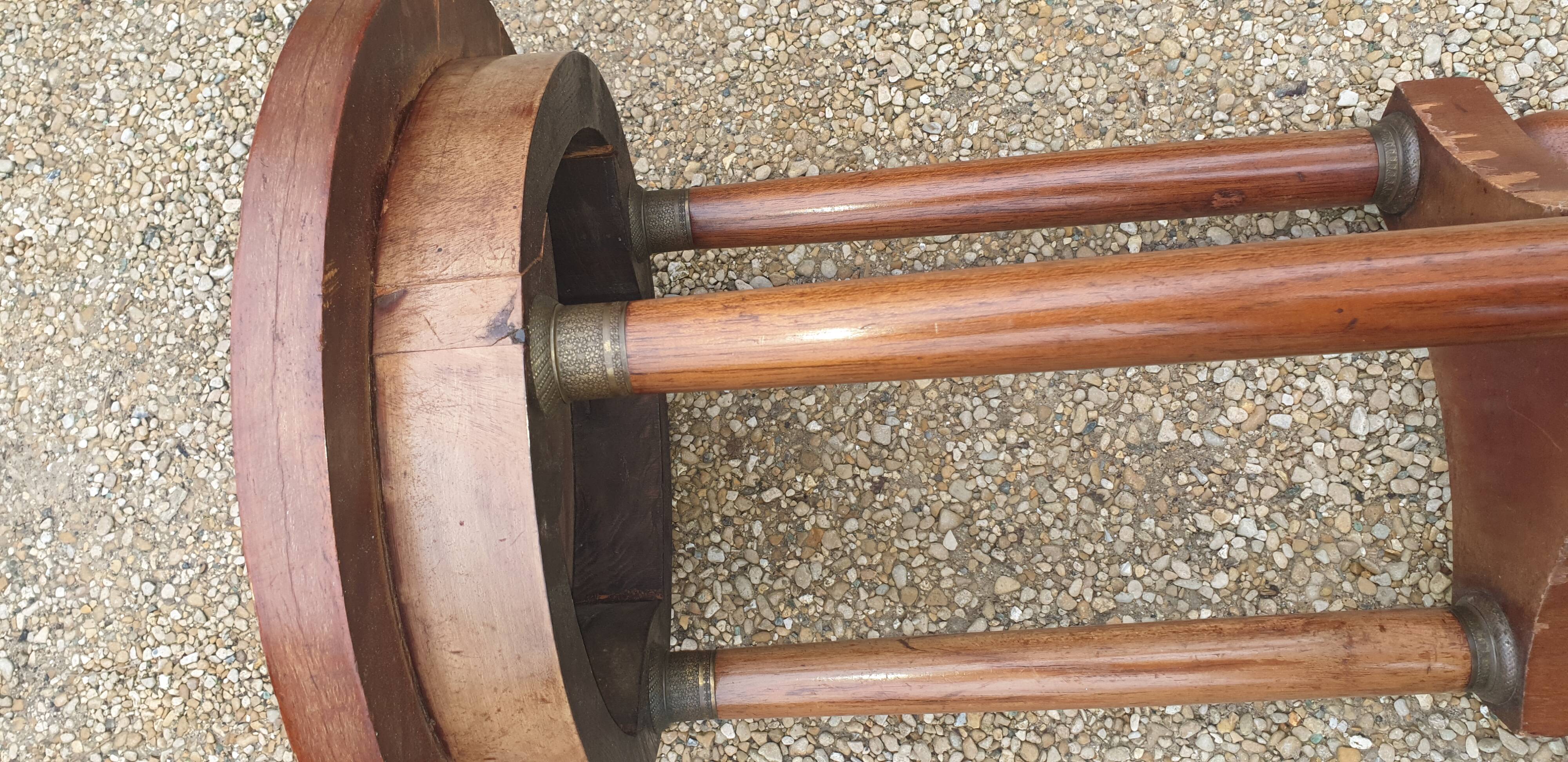 Empire pedestal table