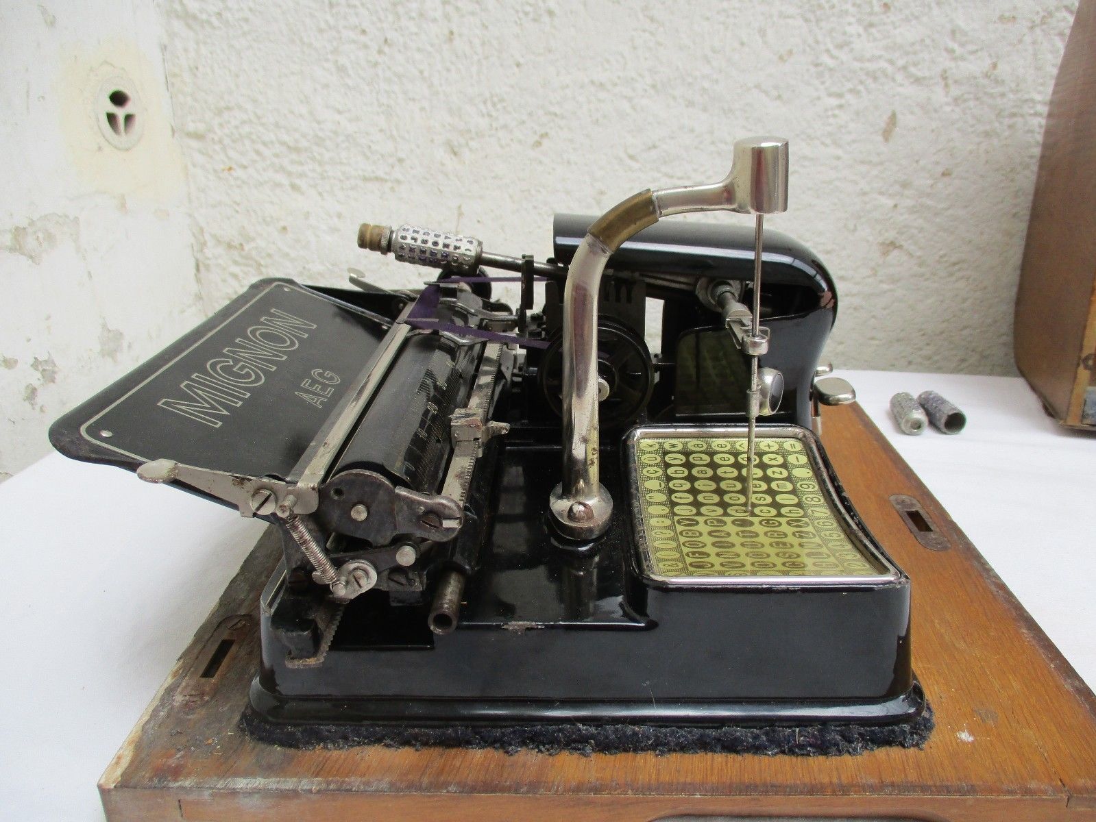 Machine à écrire Mignon modèle 4 AEG 1924-1925 complète coffret à clef ...