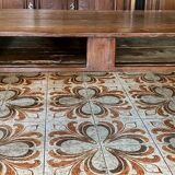 Farmhouse table