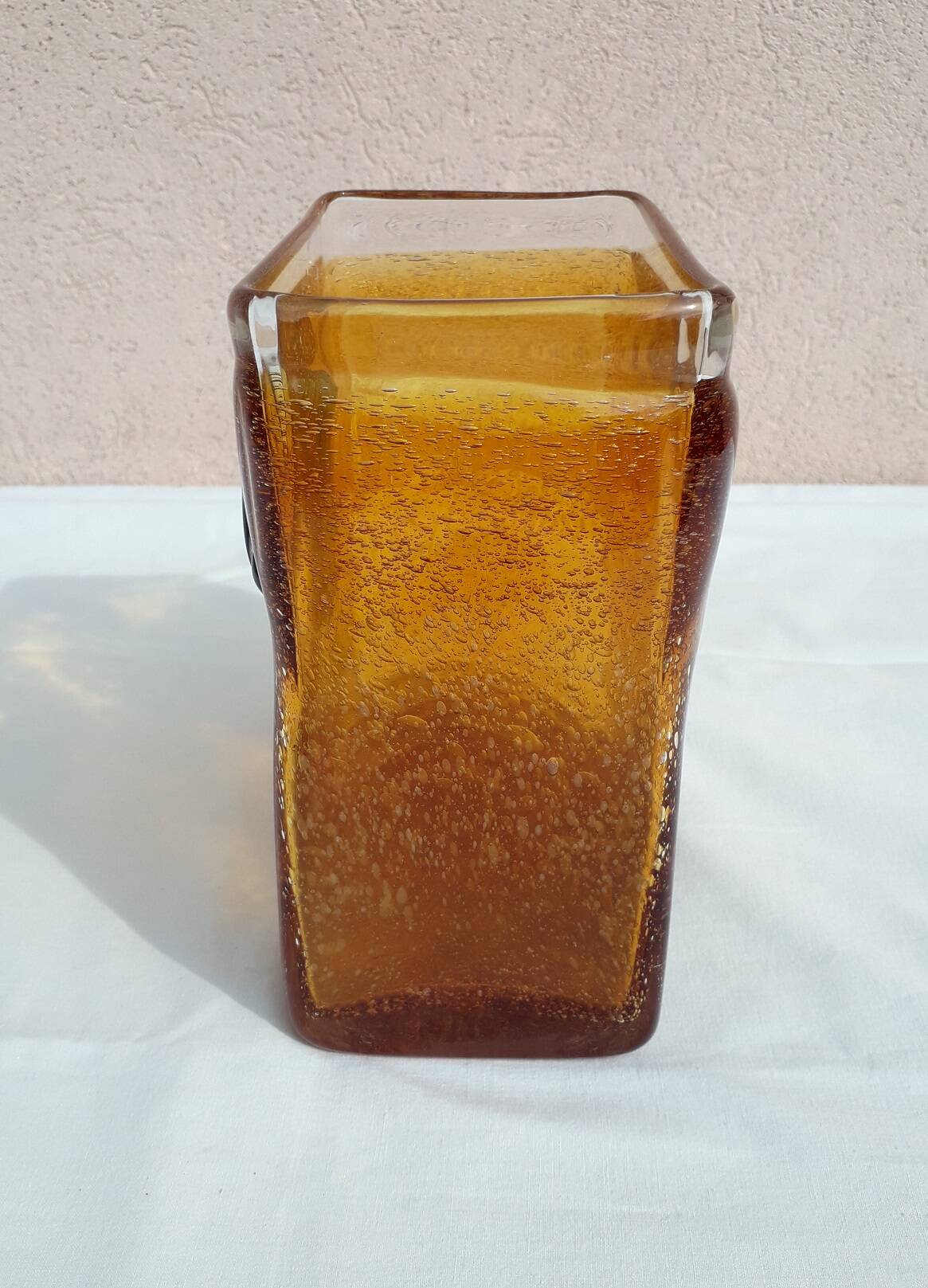 Glass vase