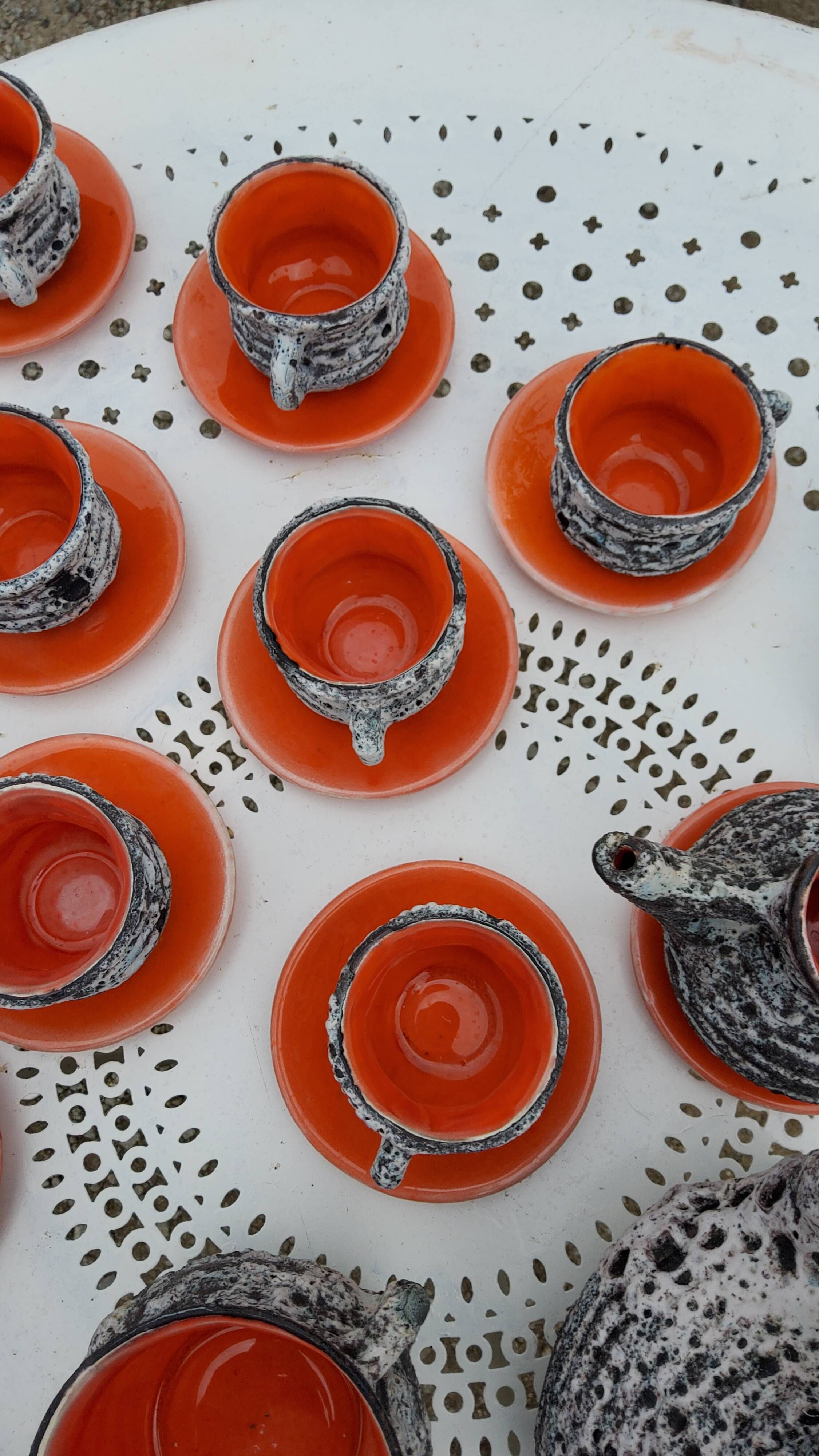 Coffee service and liqueur service of the 70s in faience of Vallauris