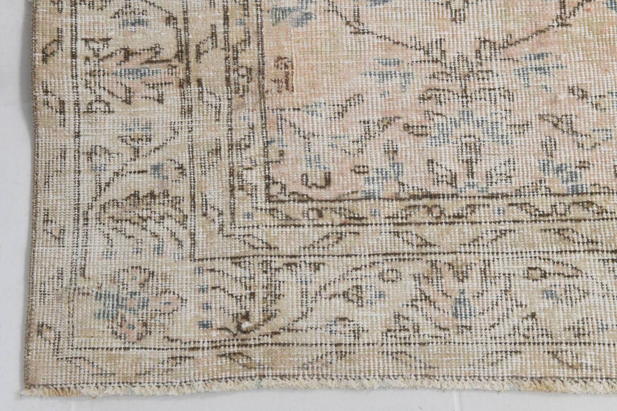 7x10 Blush Pink All-Over Floral Anatolian Vintage Rug, 215x304Cm
