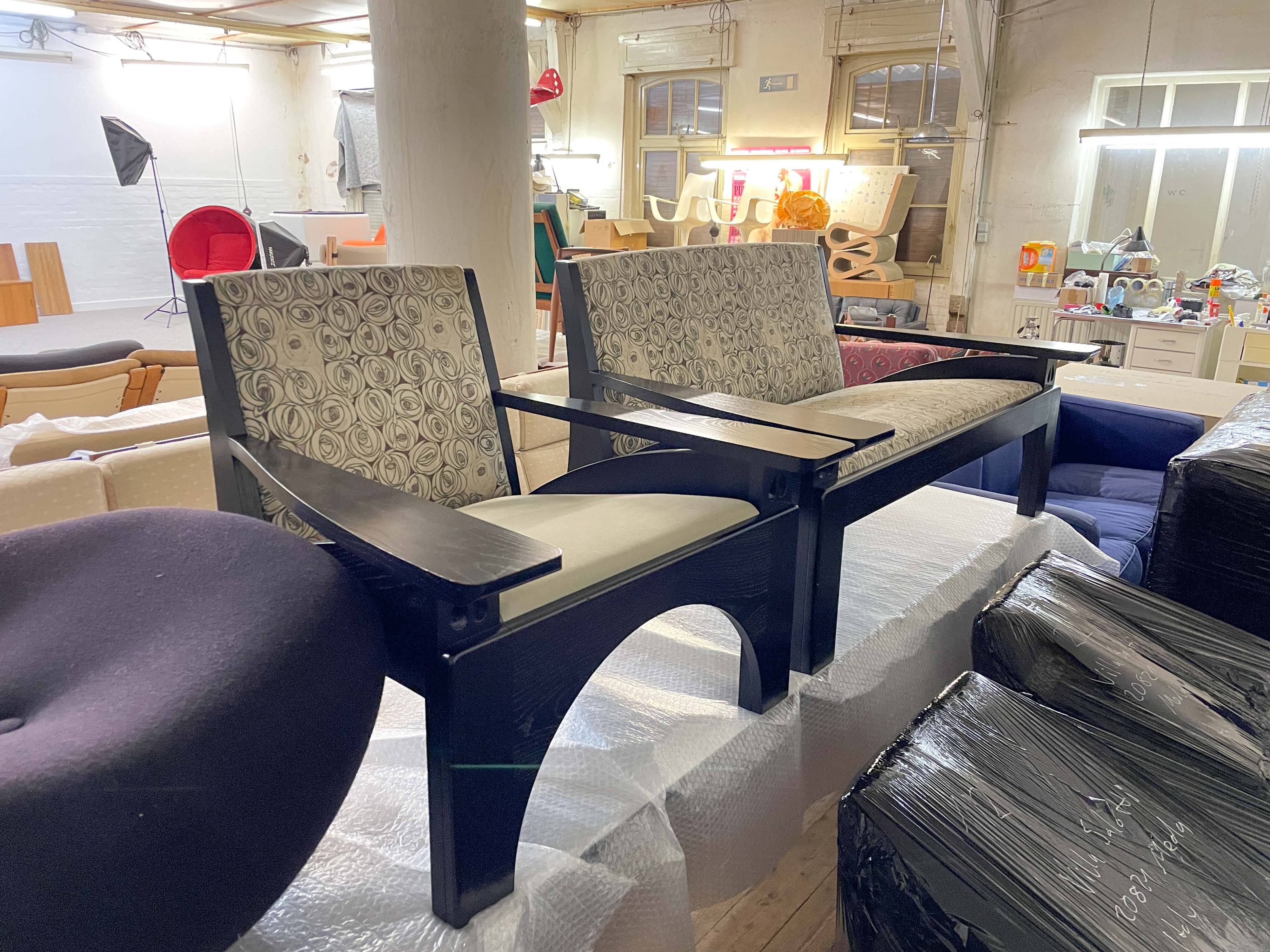 Cassina Hill House Set, Sofa and easy chair by Charles Rennie Mackintosh