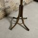 Porte-manteau en bois cintré style Thonet – porte manteau sur pied