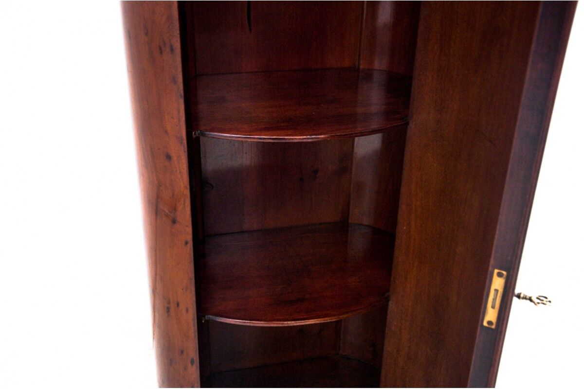 Biedermeier pillar chest of drawers, Northern Europe, around 1850.