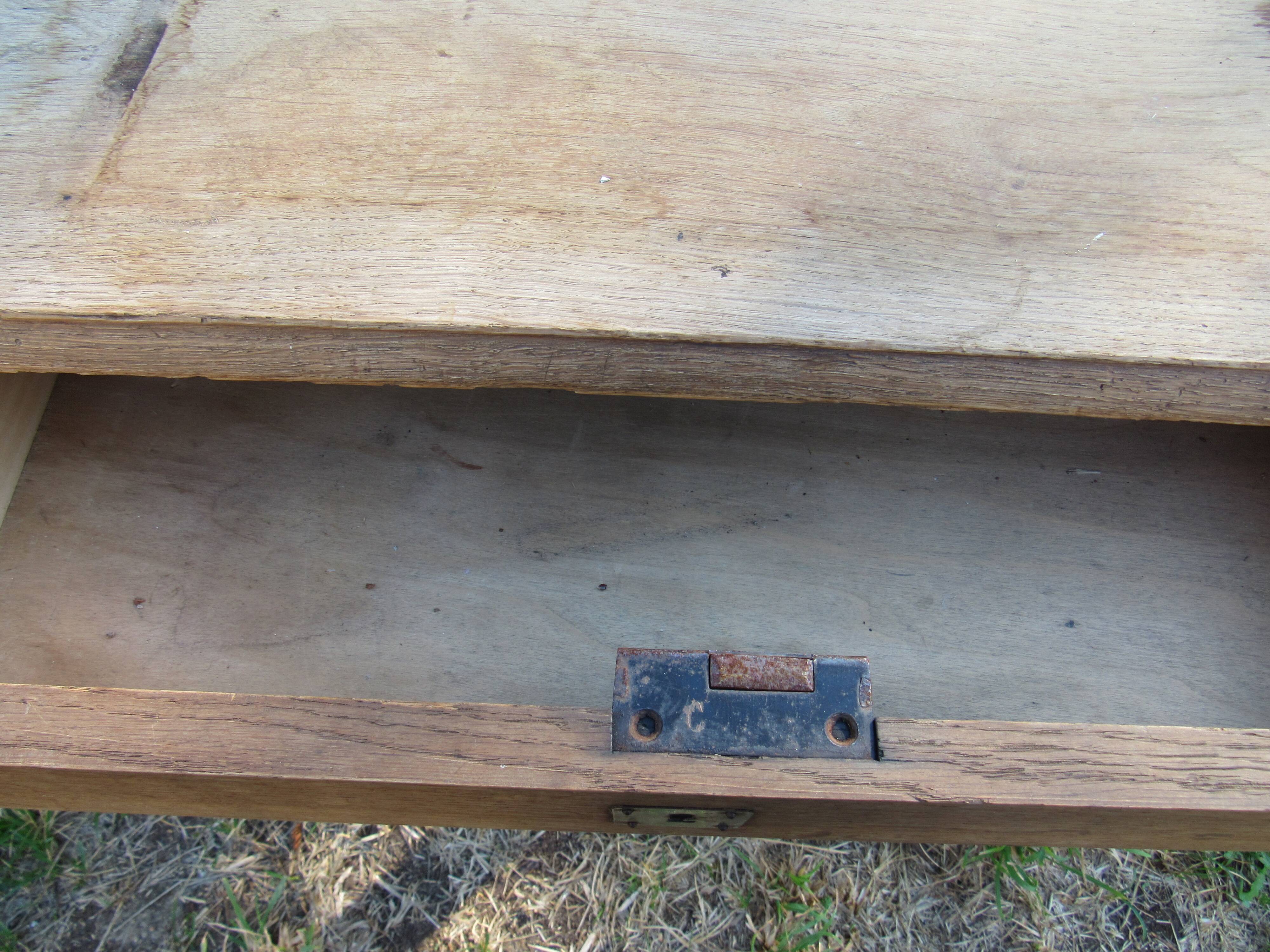 Table en bois