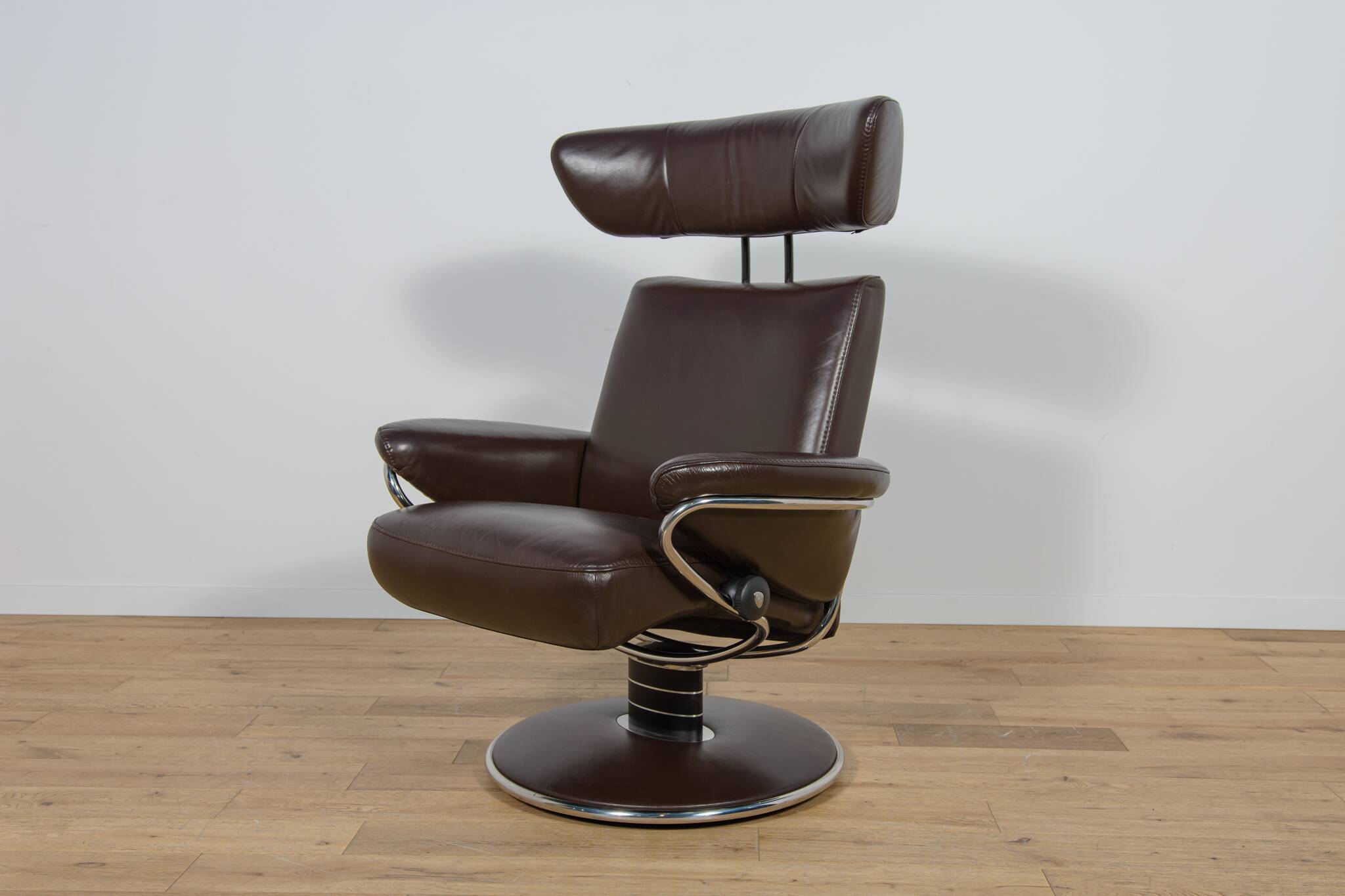 Ergonomic Lounge Chair with Ottoman Model from Ekornes Stressless, 2000s, Set of 2