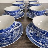 Service of 8 cups and saucers in Chinese blue porcelain.