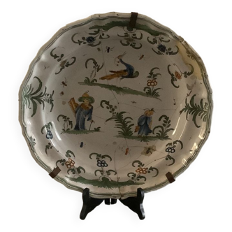 Moustier XVIII dish for old deco