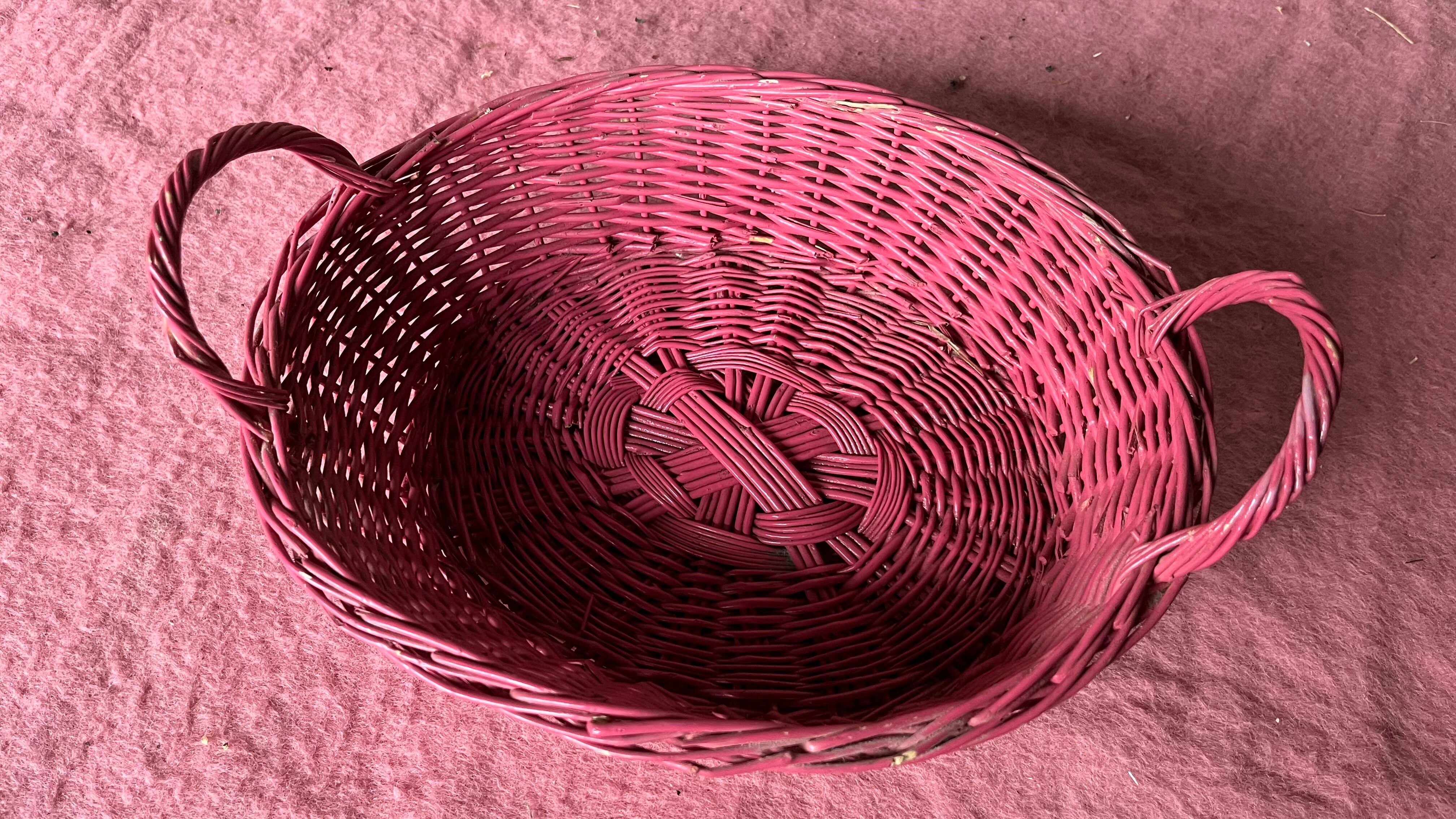Pink wicker basket 2 handles