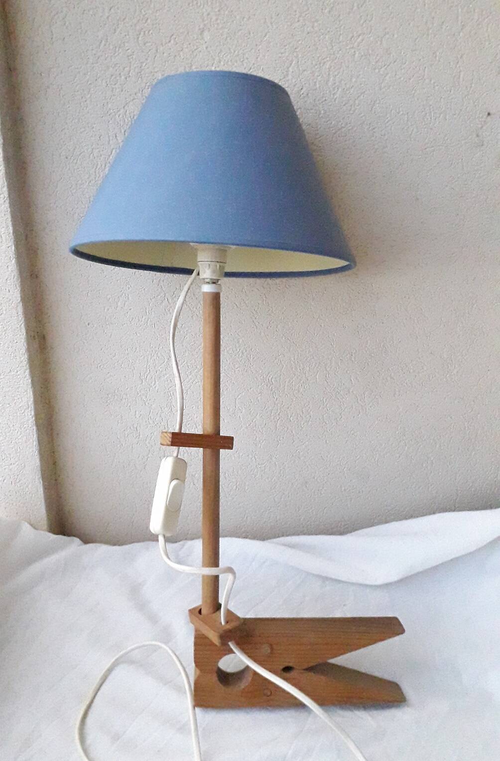 Lampe pince bois