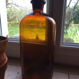 amber glass jar