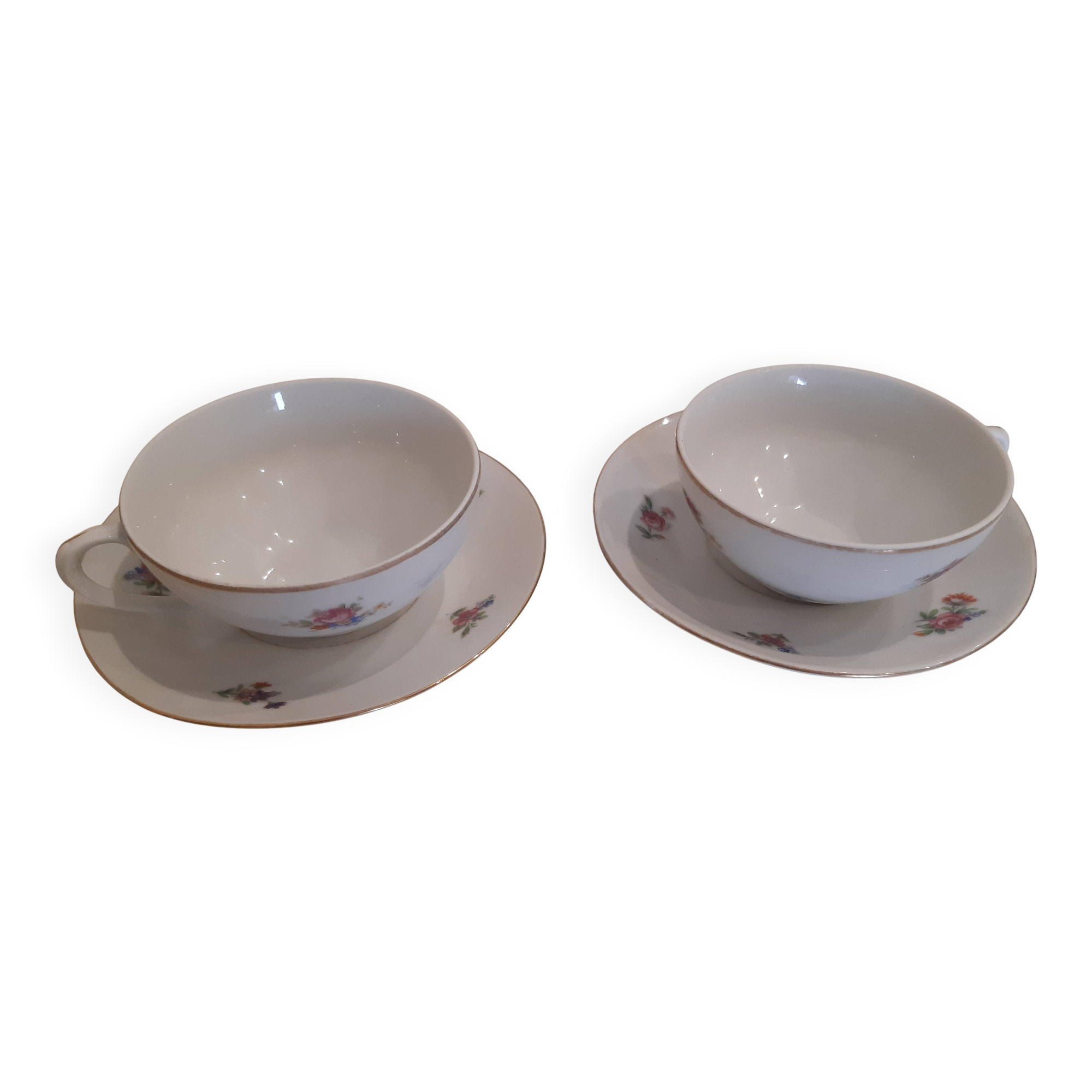 Breakfast set in white porcelain with floral decoration, 1930s.