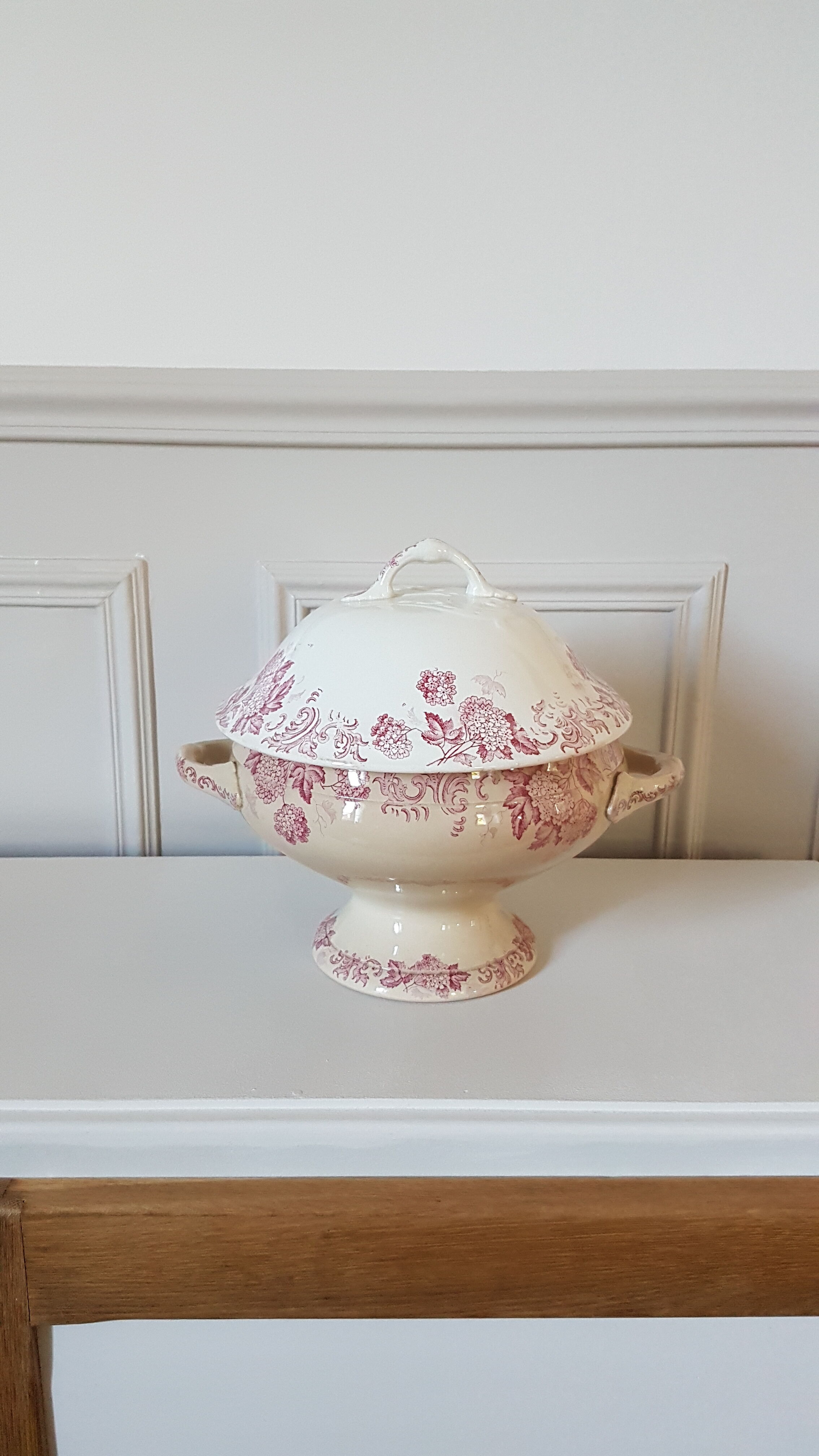 Tureen Saint Amand
