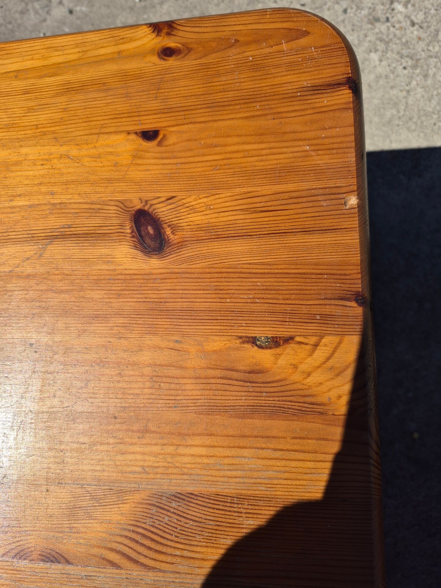 Vintage set pine coffee table and corner table